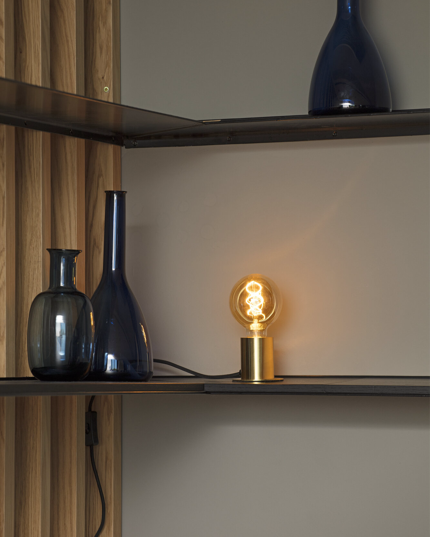 Lampada da tavolo Ten