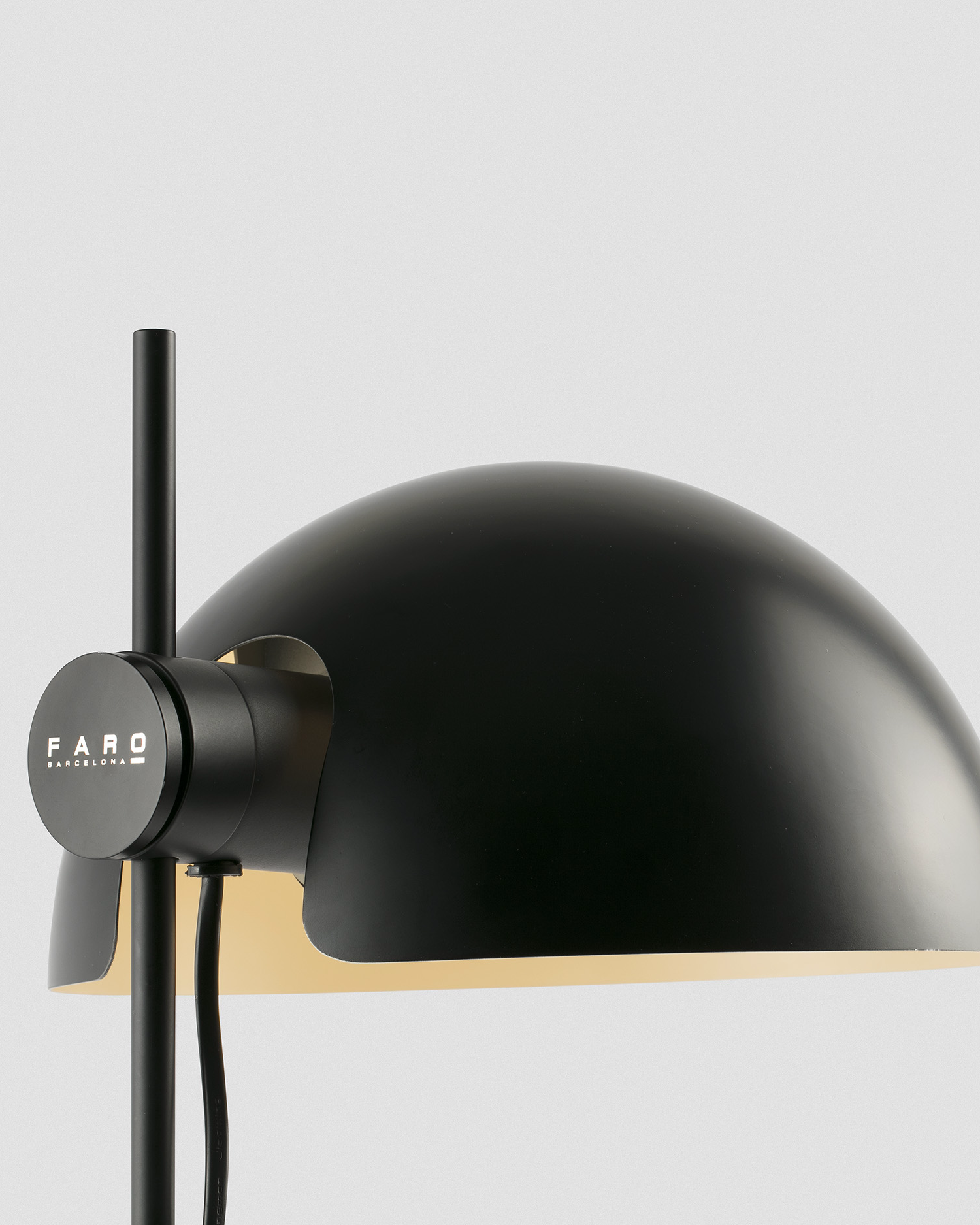 Lampada da tavolo Dominica
