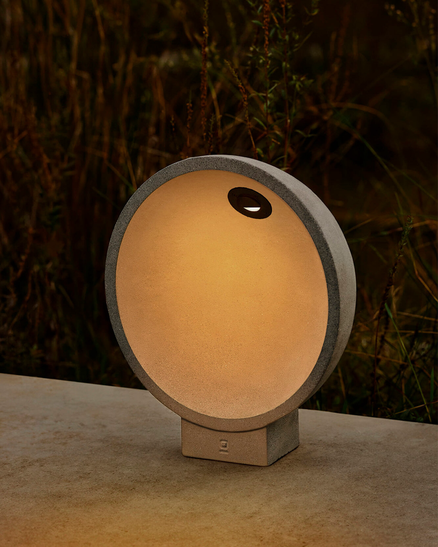 Lampada da esterno da terra Gaia
