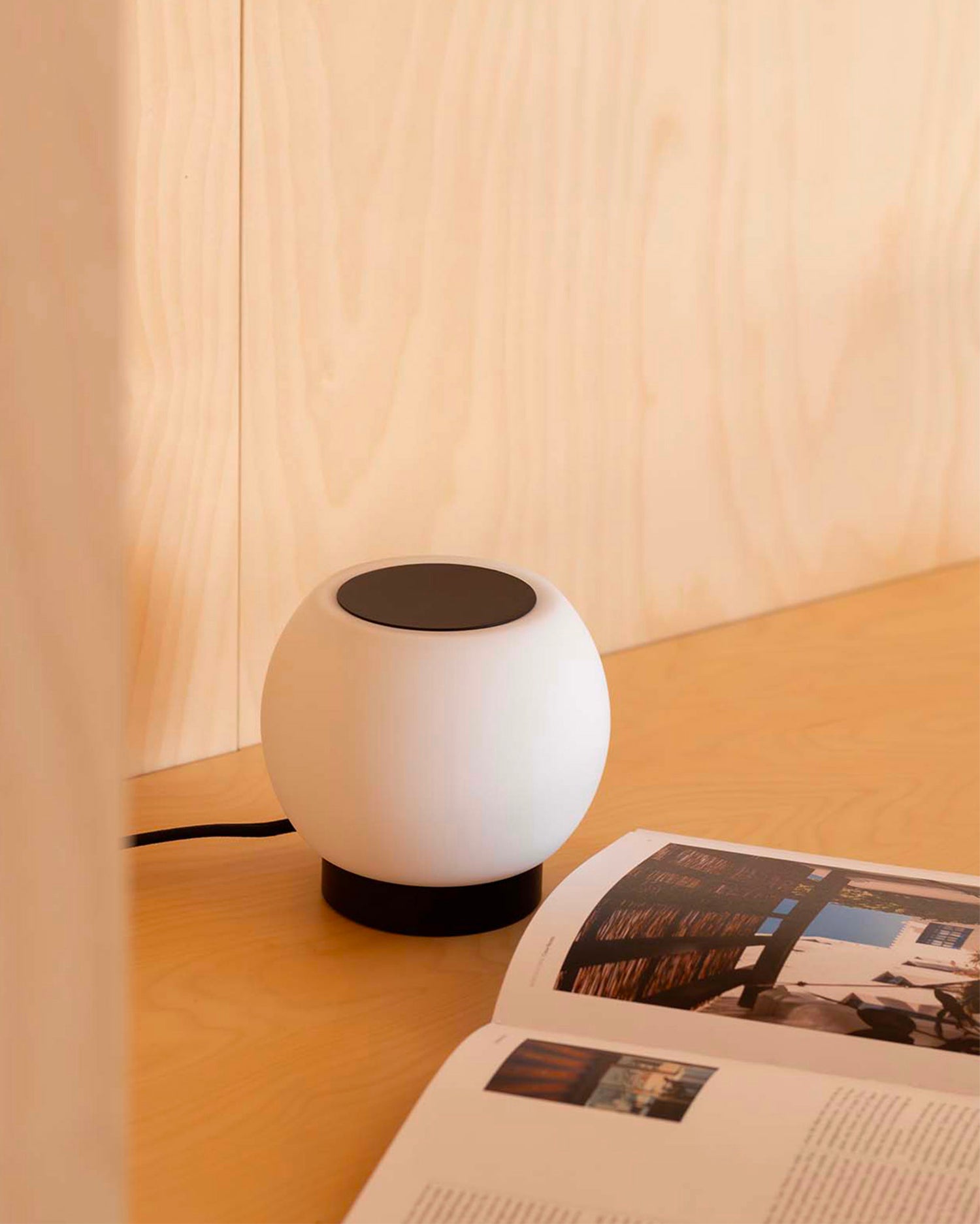 Lampada da tavolo Moy