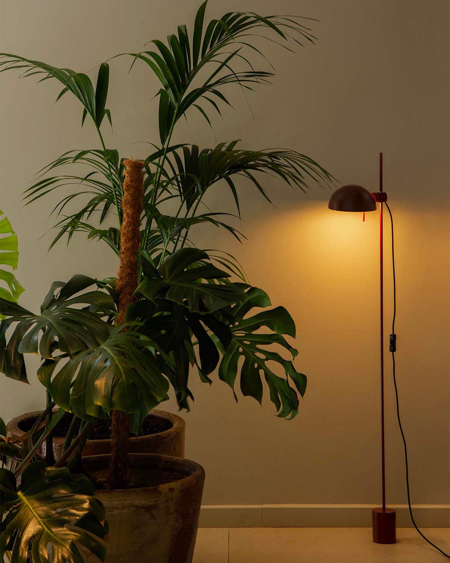 Lampada da terra in acciaio Matilda