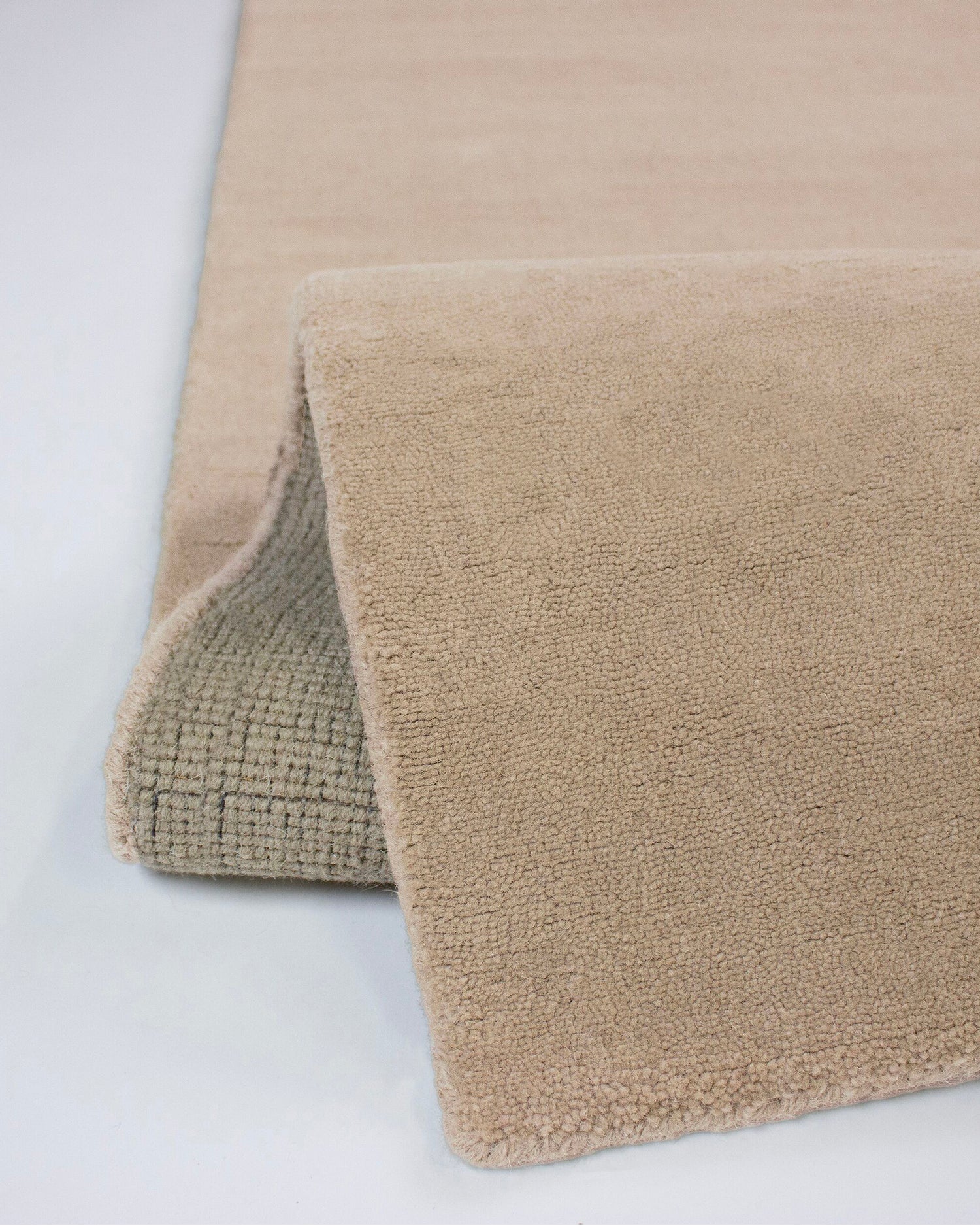 Tappeto fatto a mano in lana Darwyn