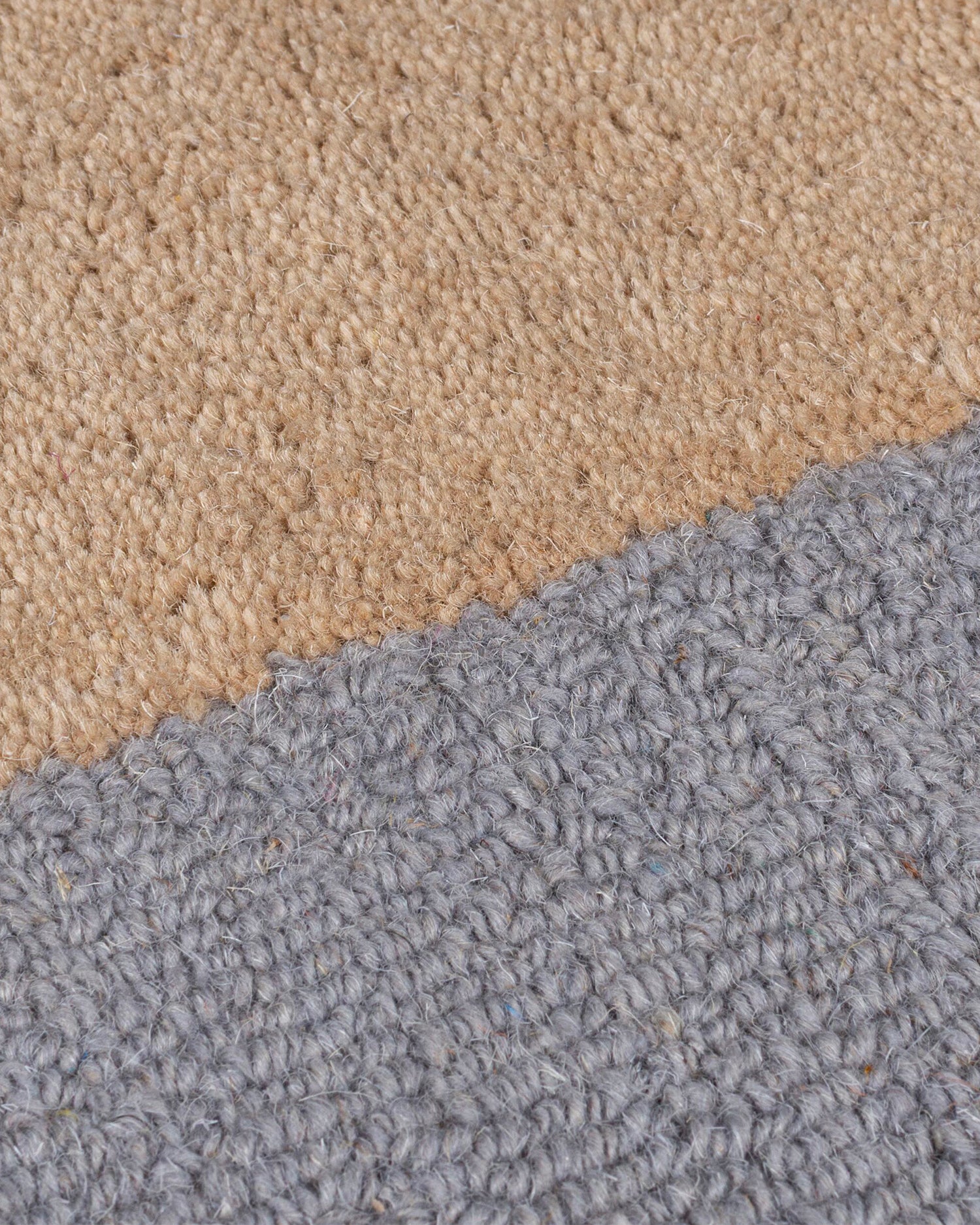 Runner fatto a mano in lana Mia Ellipse