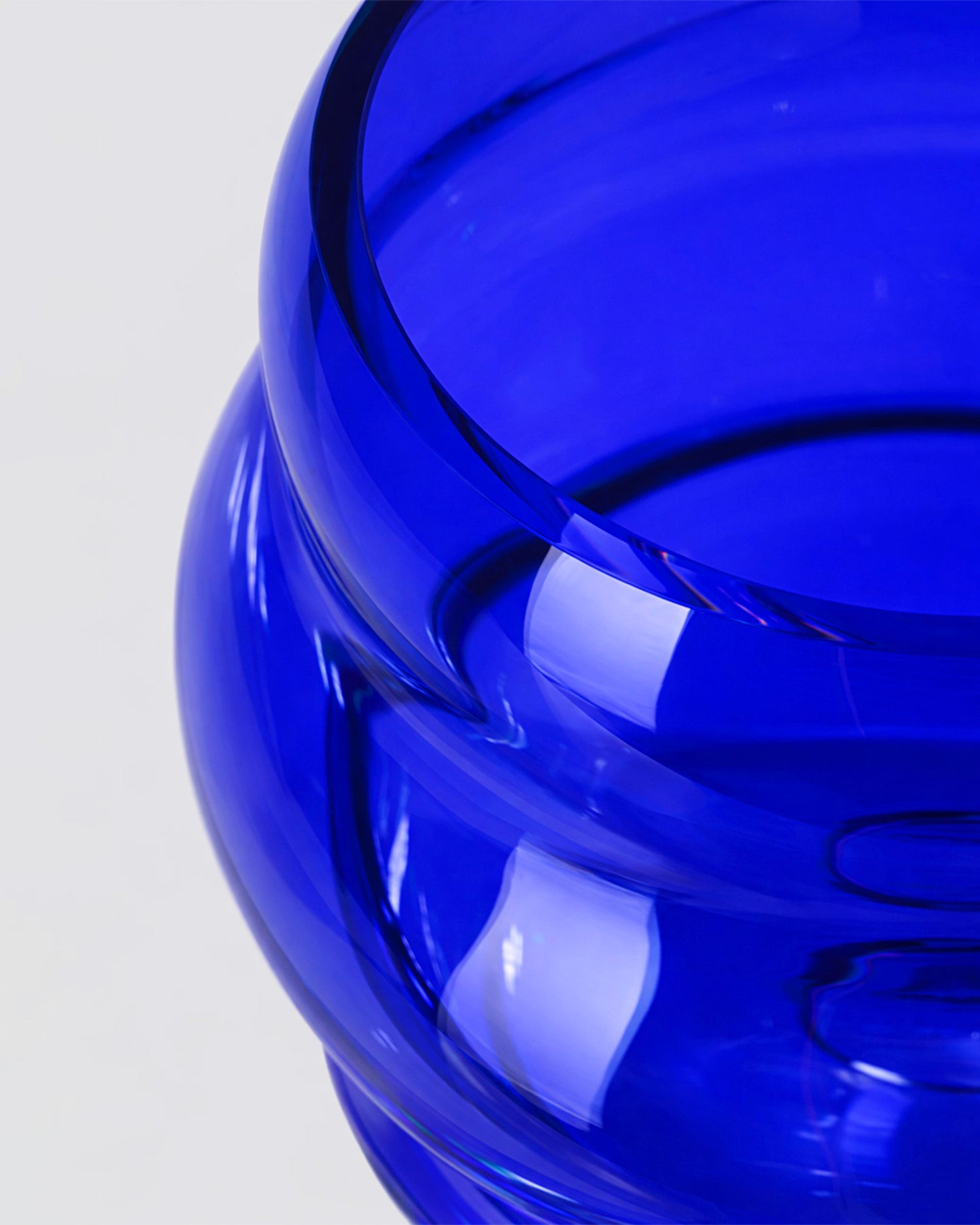 Vaso in cristallo realizzato a mano Muse