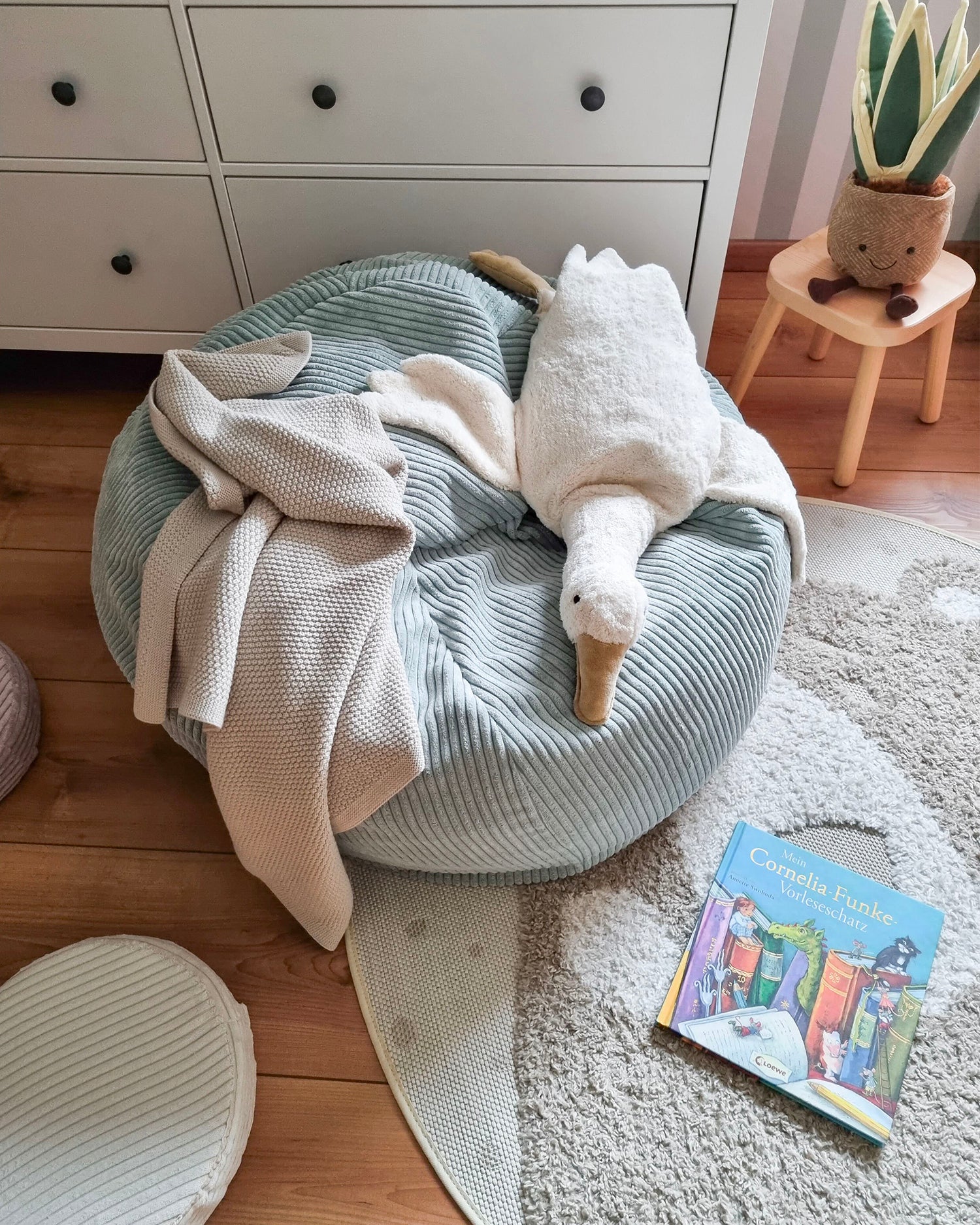 Pouf sacco per bambini in velluto a coste