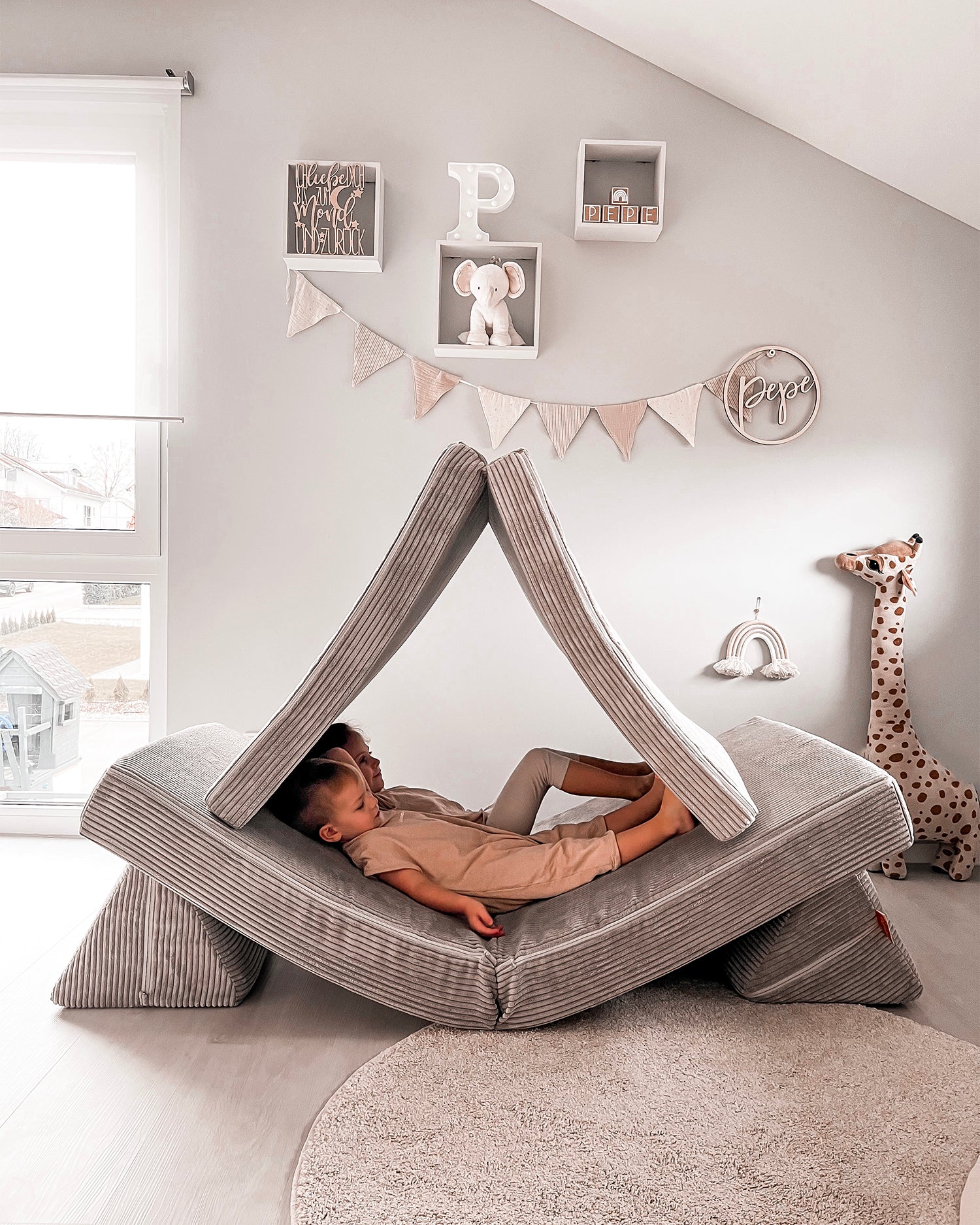 Divano modulare per bambini in velluto a coste