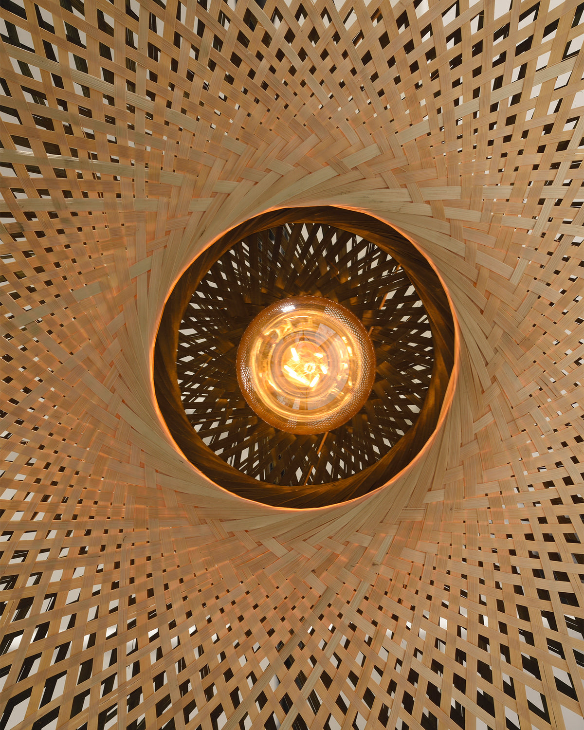 Lampada da soffitto in bambù Kalimantan