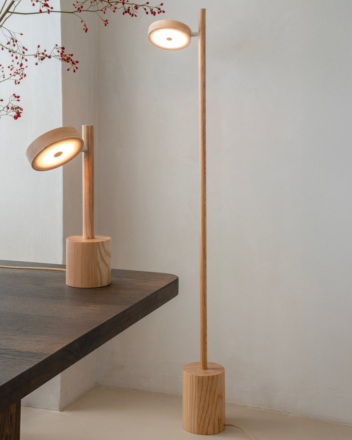 Lampada da tavolo in legno di frassino Okinawa