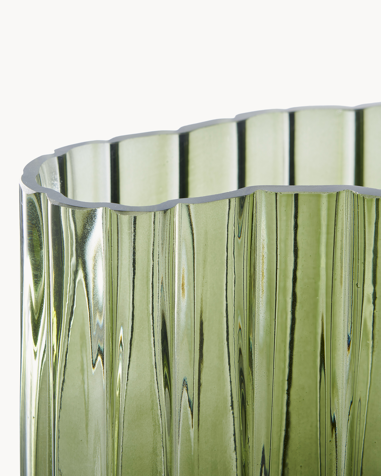 Vaso in vetro verde fumè