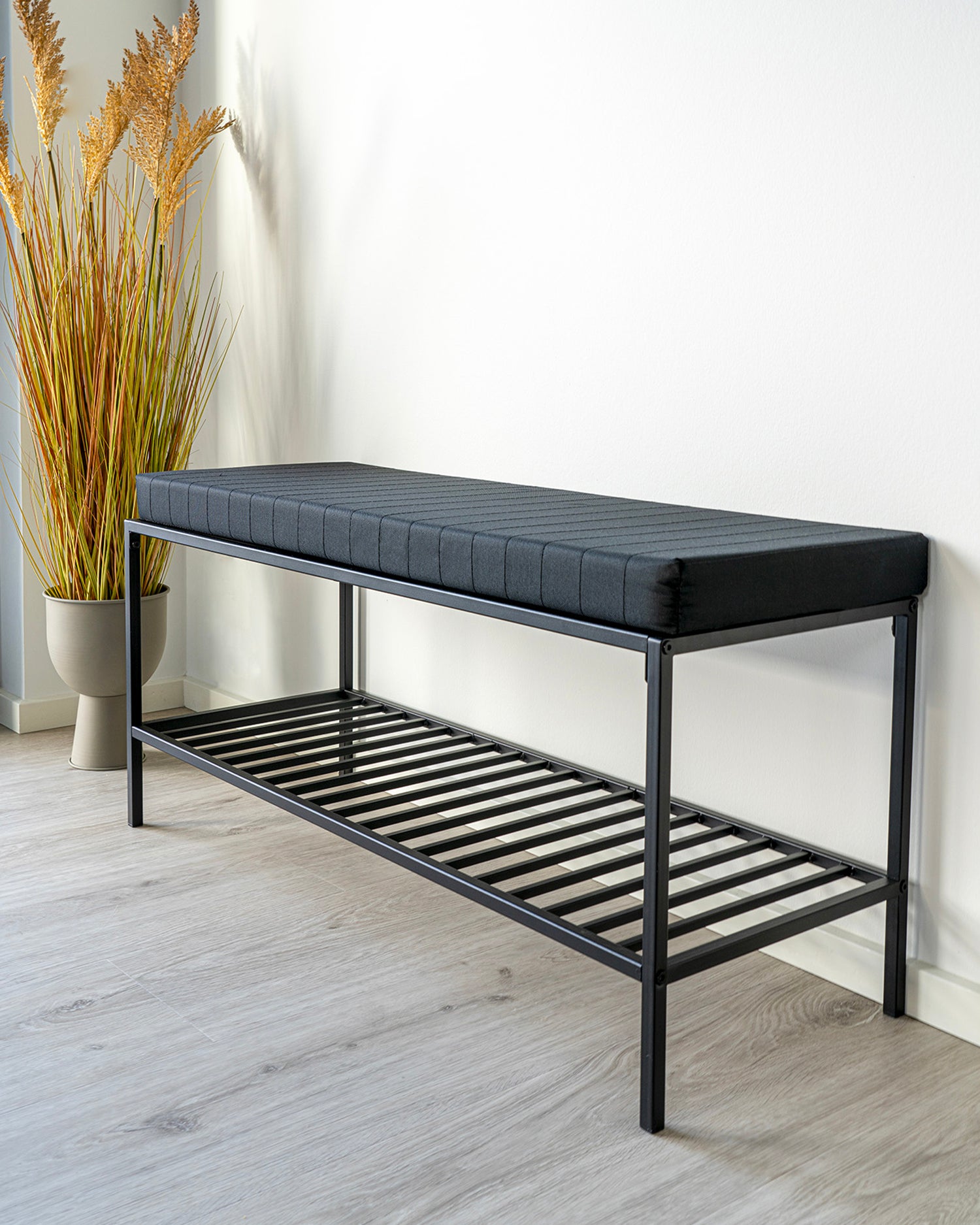 Panca in metallo con cuscino Vita