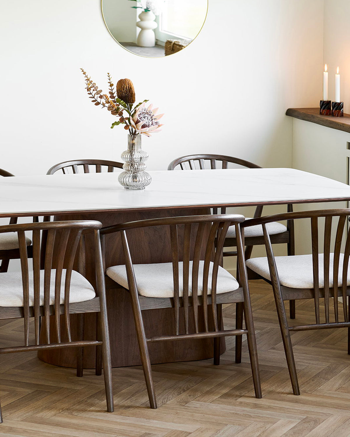 Set 2 sedie da pranzo in rovere con seduta in tessuto Agustin