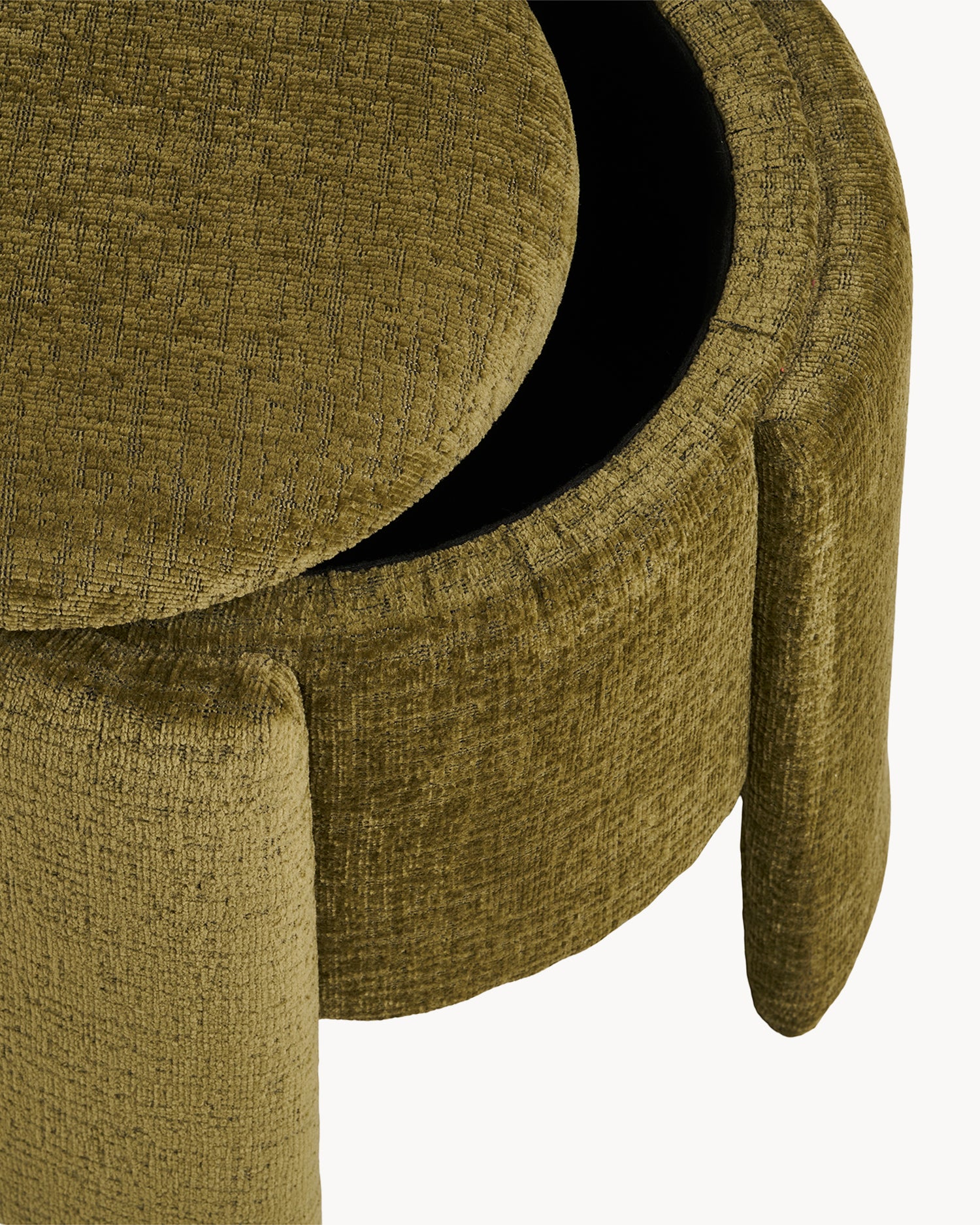 Pouf imbottito in ciniglia con contenitore Walsdorf