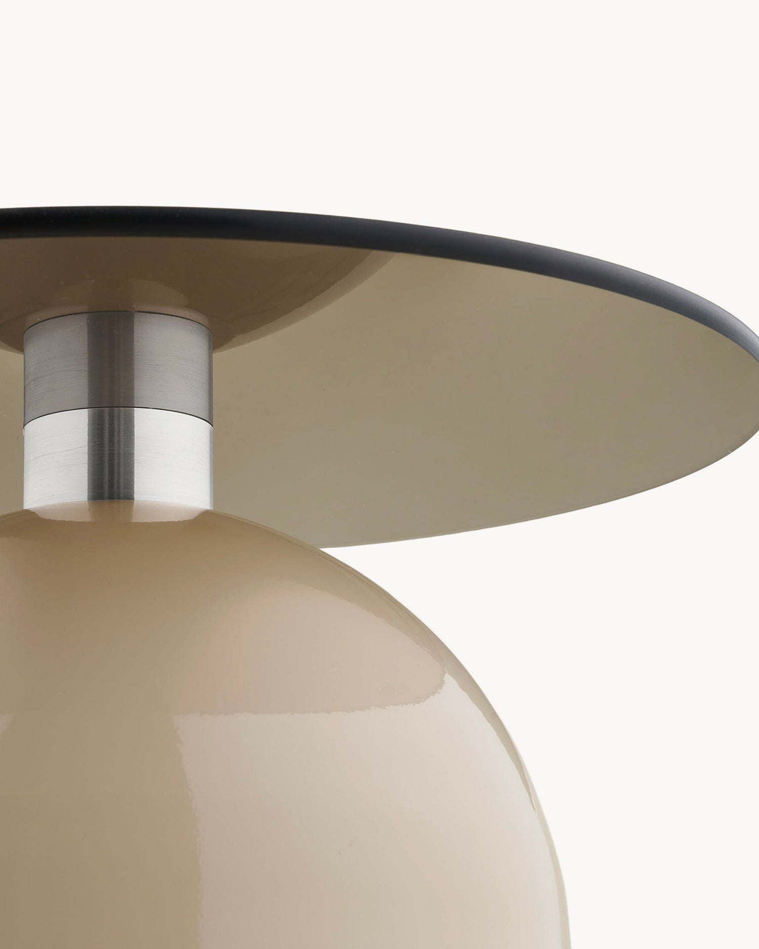 Tavolino con piano in vetro temperato Ravello