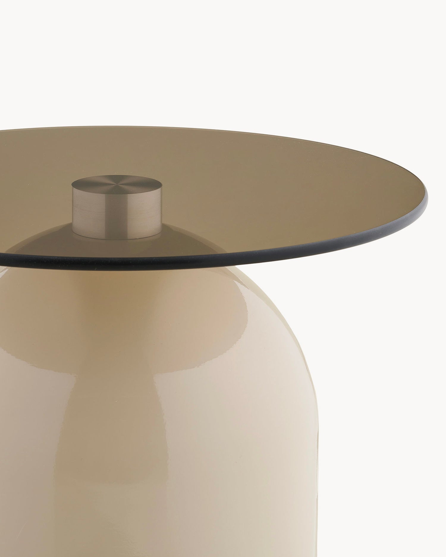 Tavolino con piano in vetro temperato Ravello