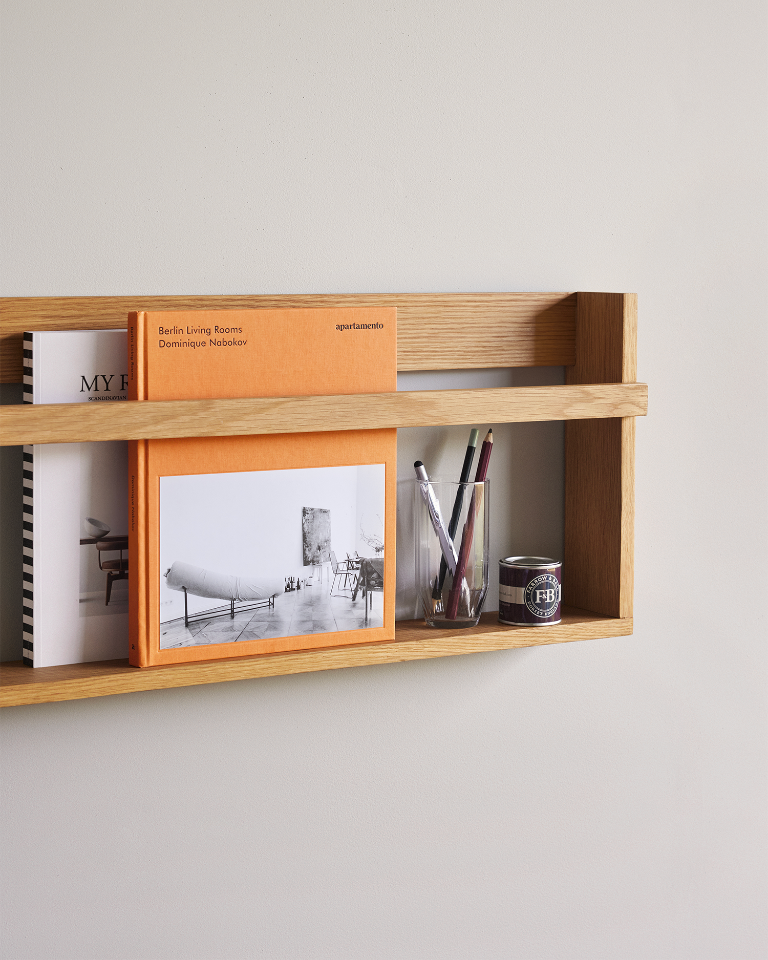 Mensola da parete espositiva in legno di rovere