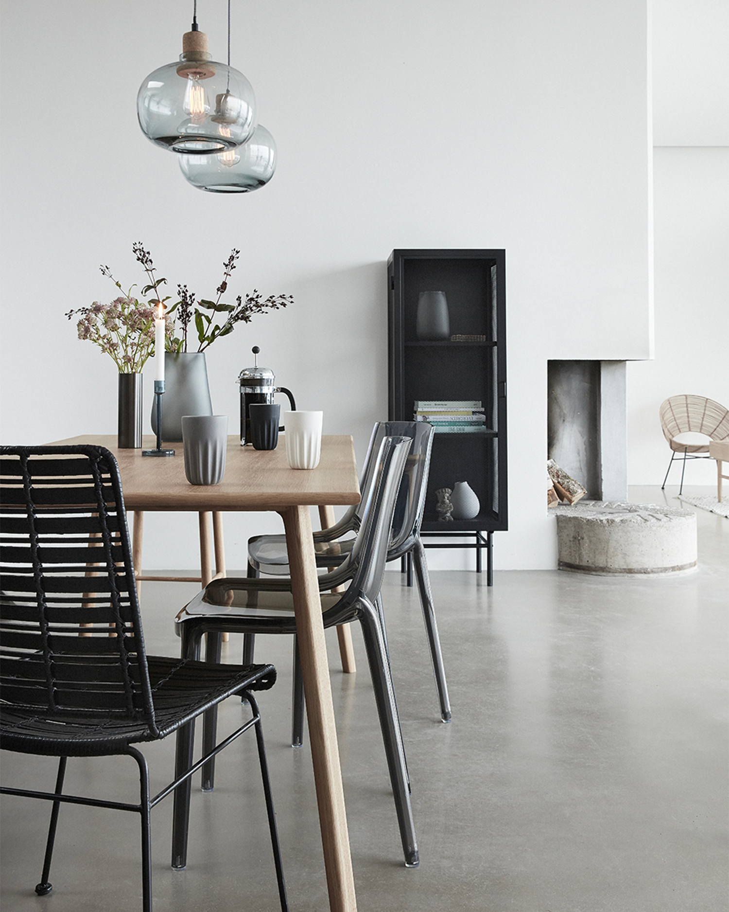 Vetrinetta in metallo nero Edge