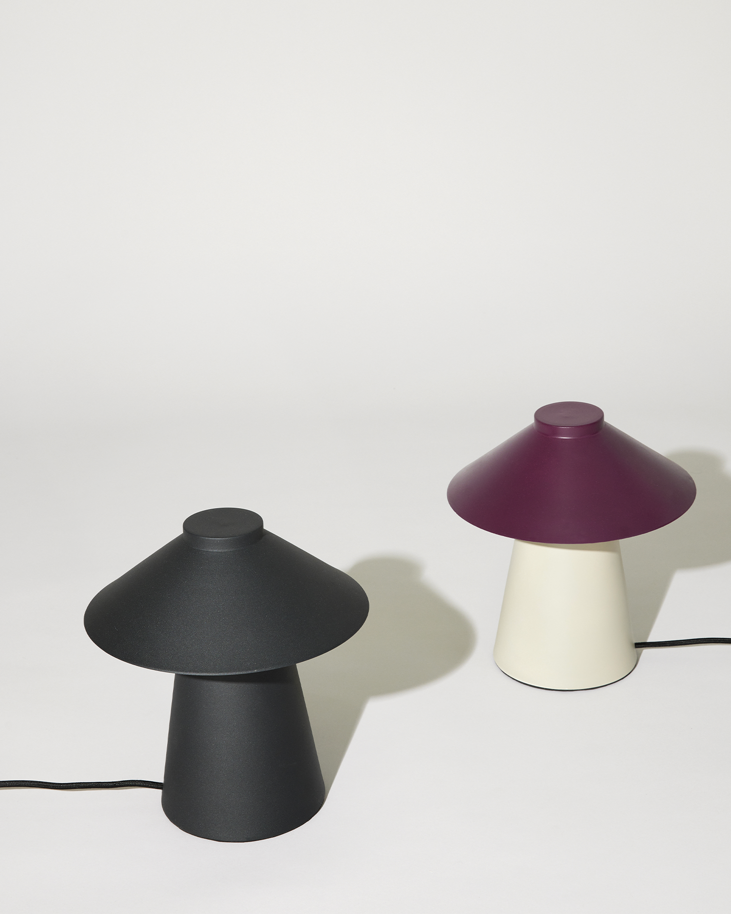 Lampada da tavolo Chipper, nera