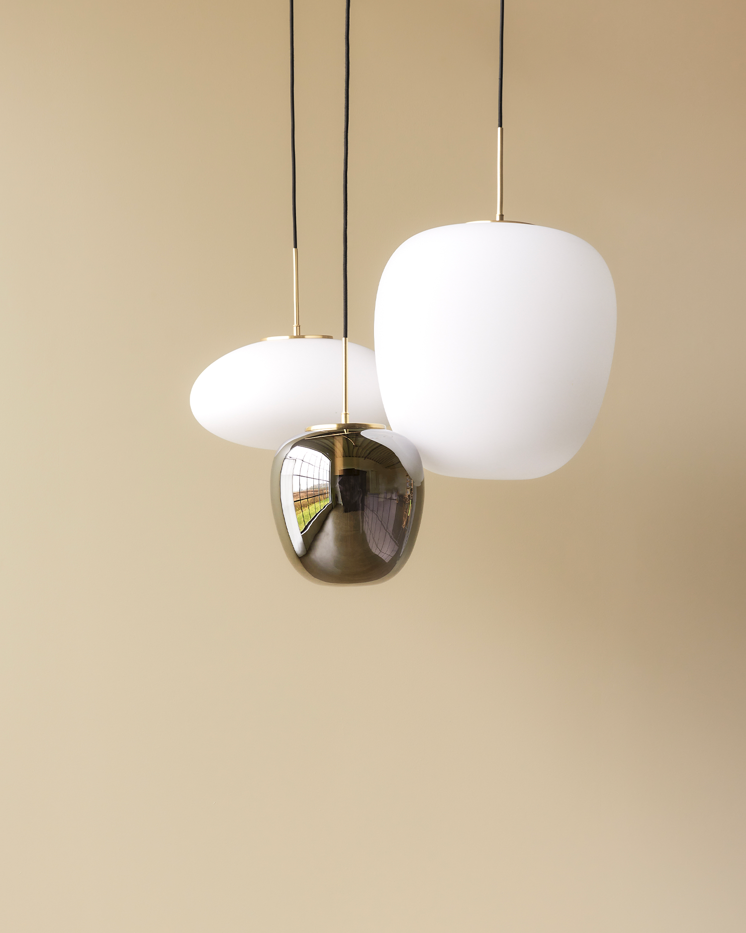 Lampada a sospensione realizzata a mano Muse