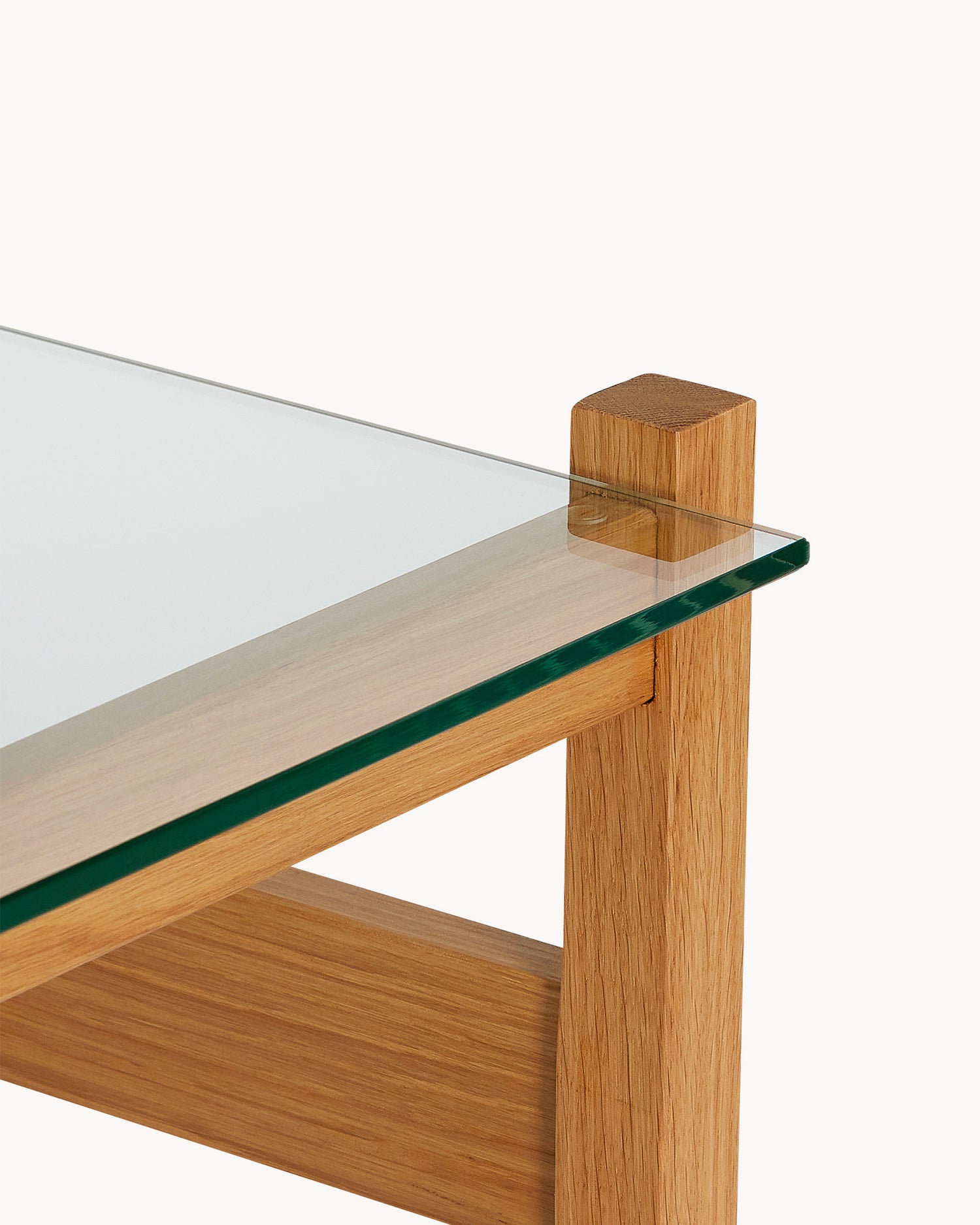 Tavolino in legno di quercia e vetro Ledge