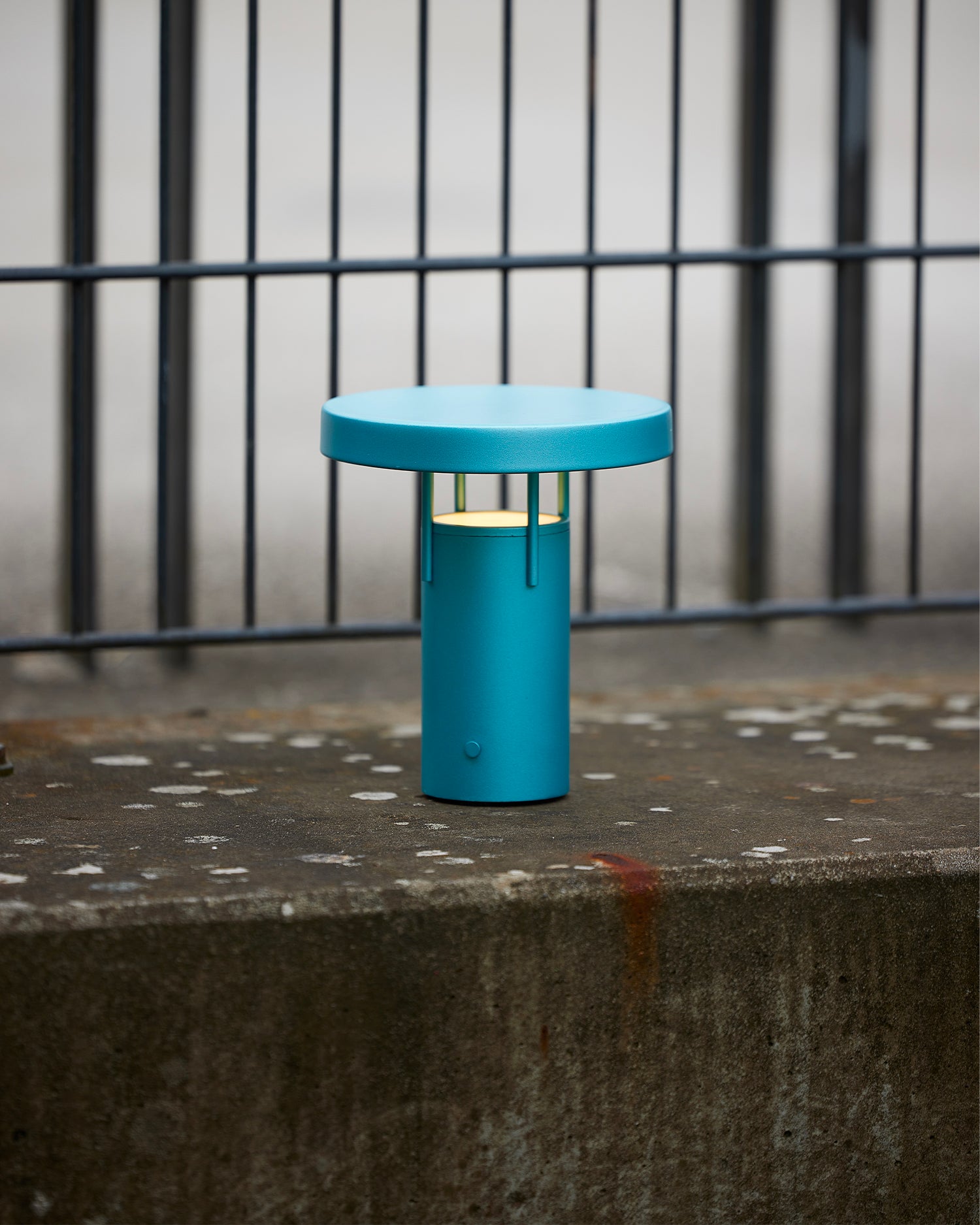Lampada portatile BringMe mini, azzurro