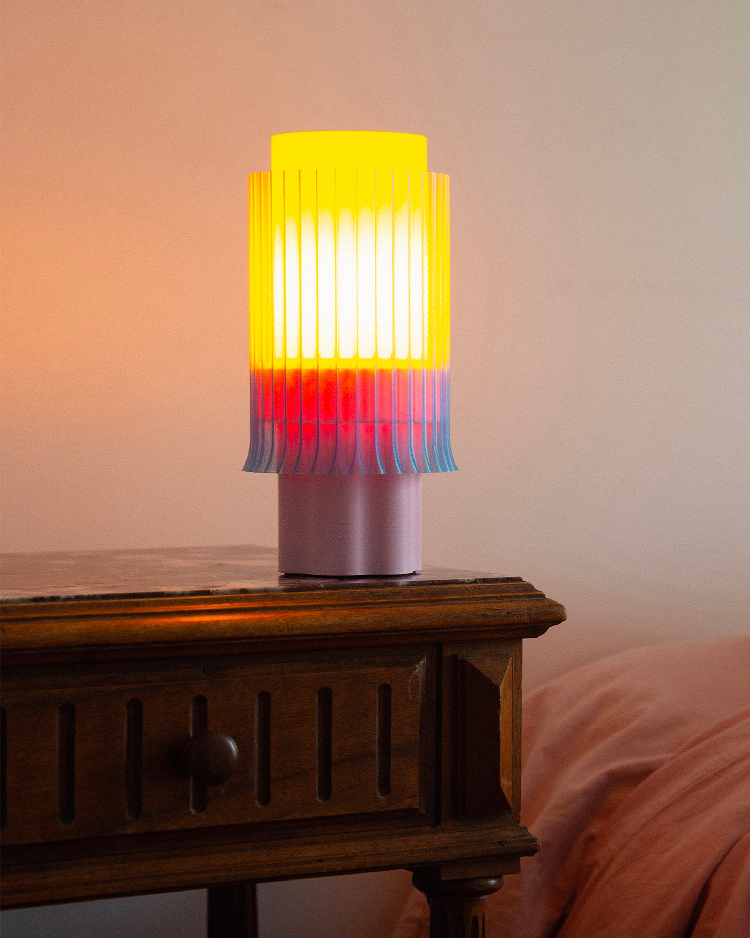 Lampada da tavolo stampata in 3D Silo