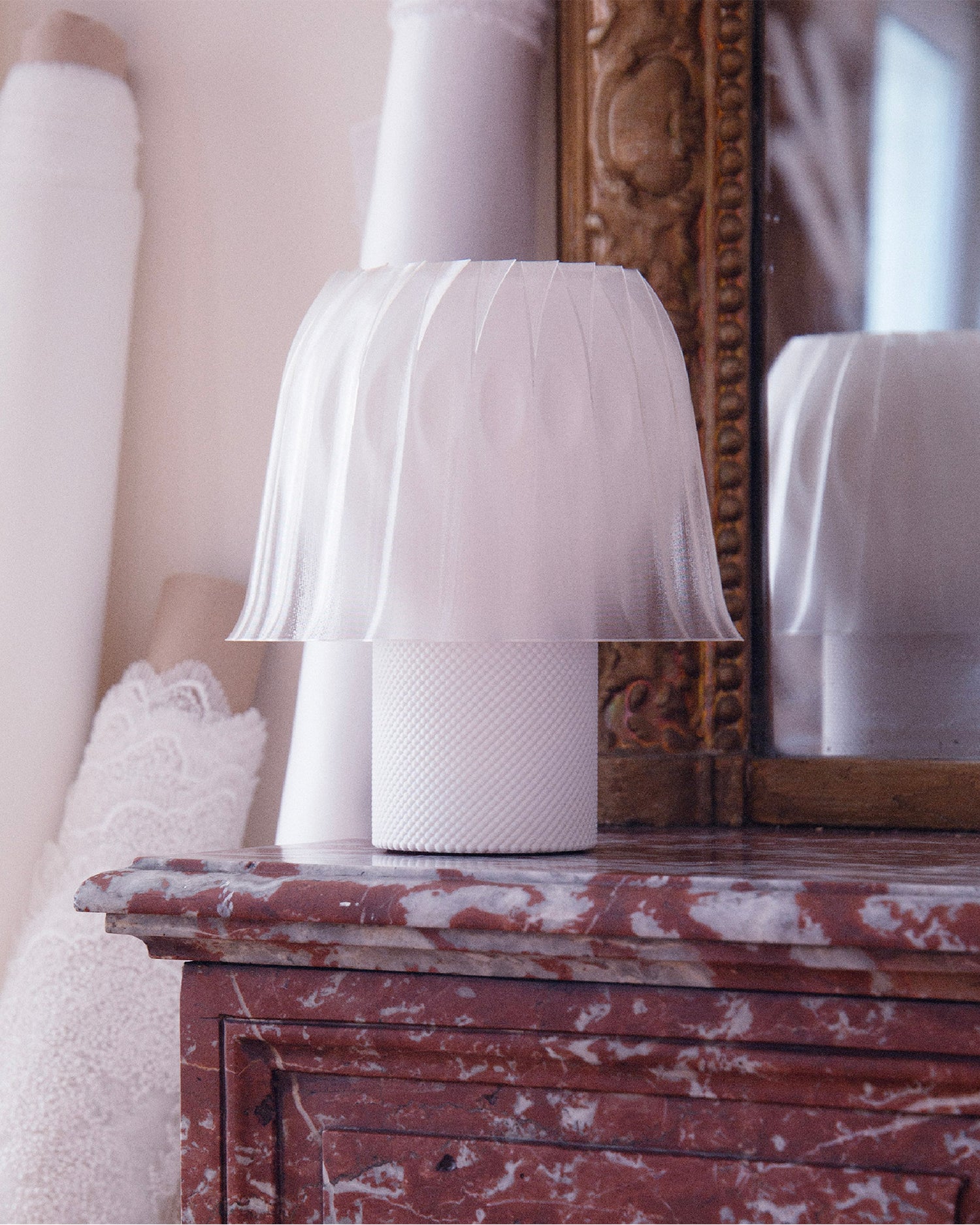 Lampada da tavolo stampata in 3D Ceno