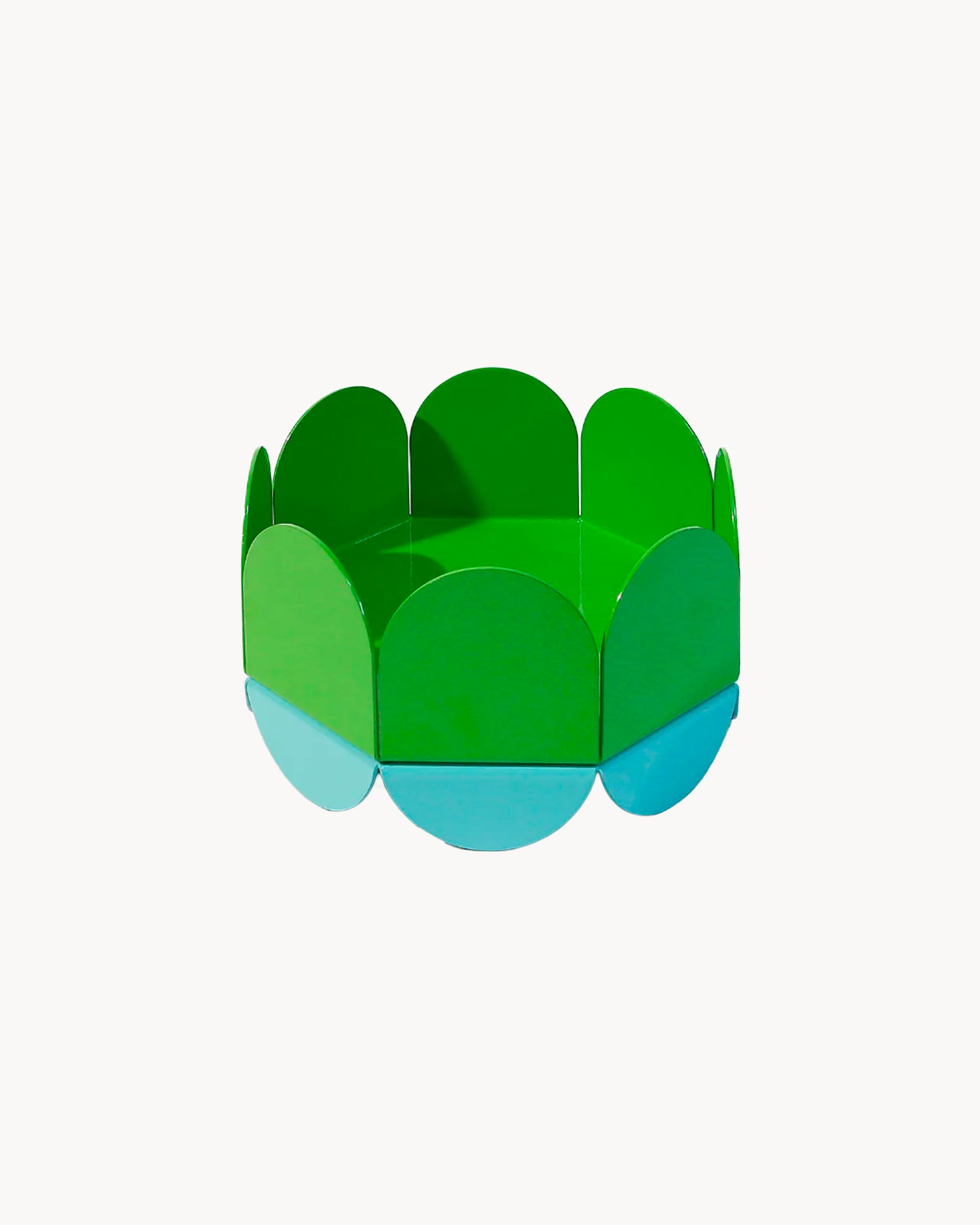 Portafrutta in metallo fatto a mano Wave