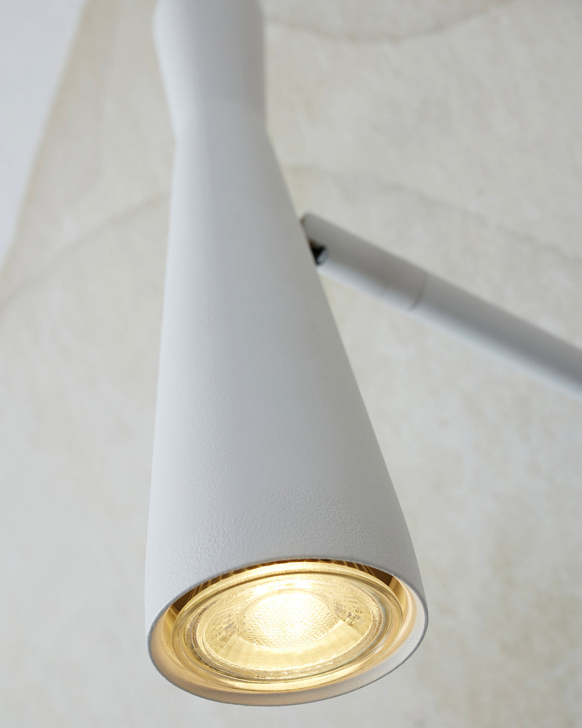 Lampada da parete in metallo Bordeaux