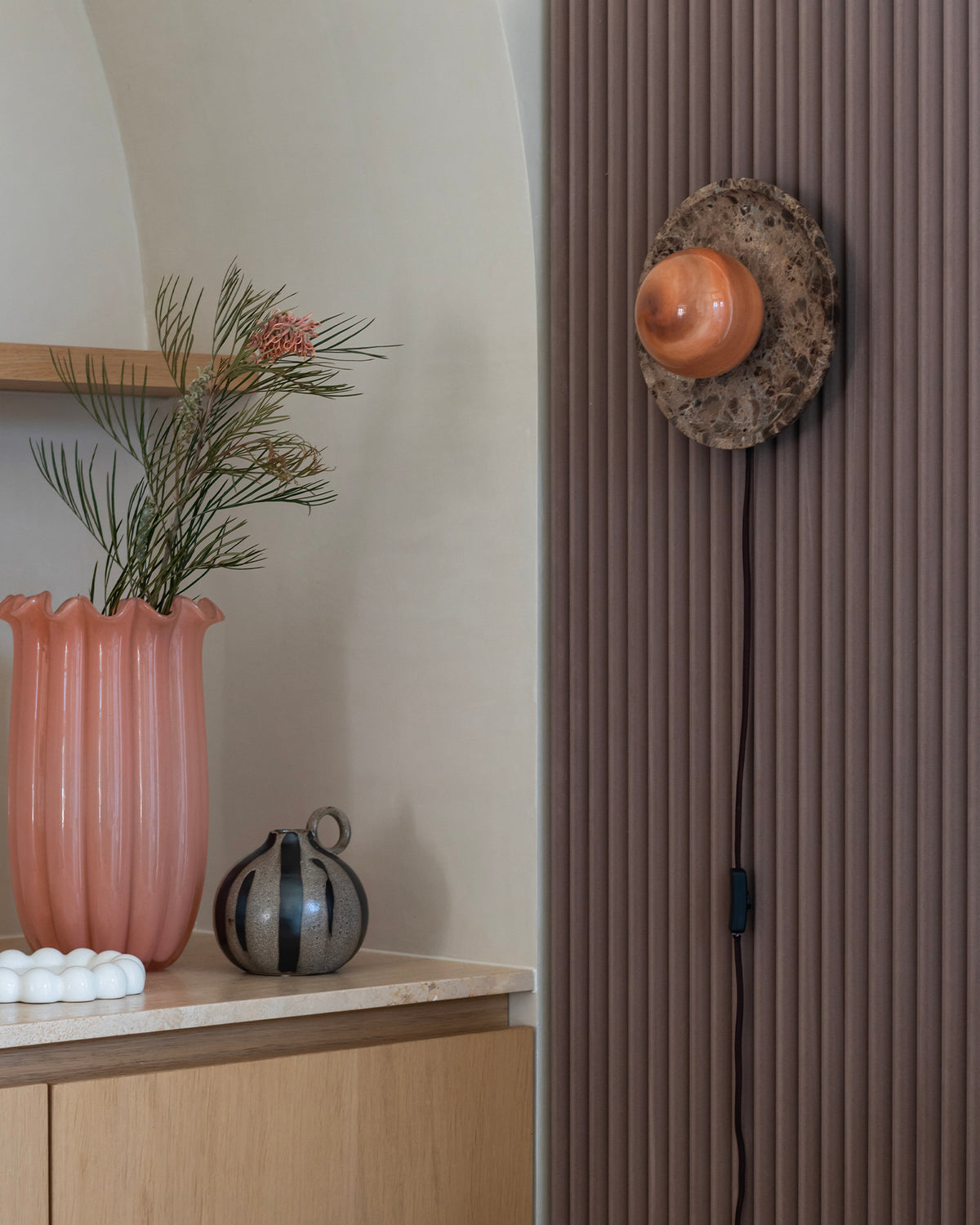 Lampada da soffitto e parete in travertino e vetro Tivoli