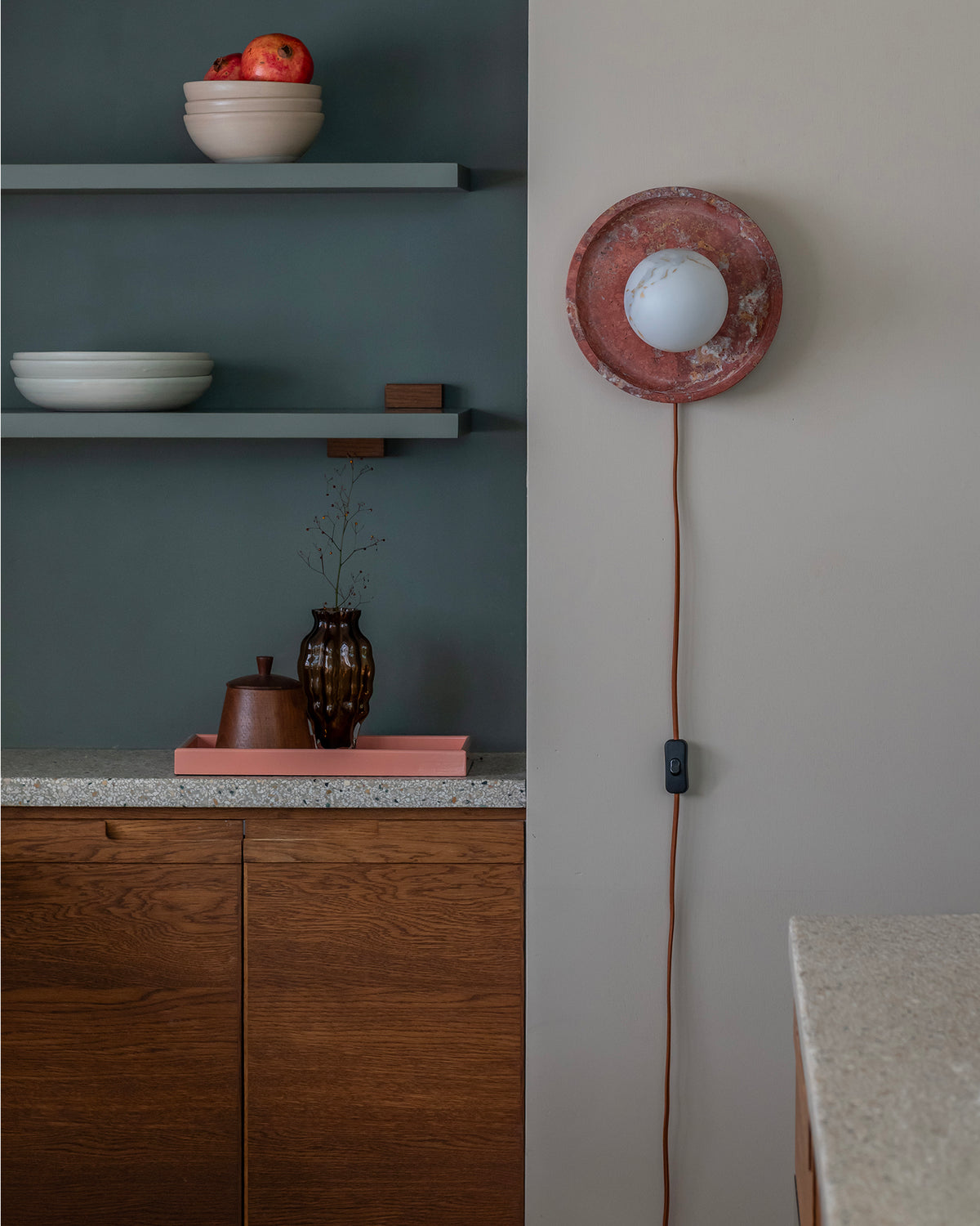 Lampada da soffitto e parete in travertino e vetro Tivoli