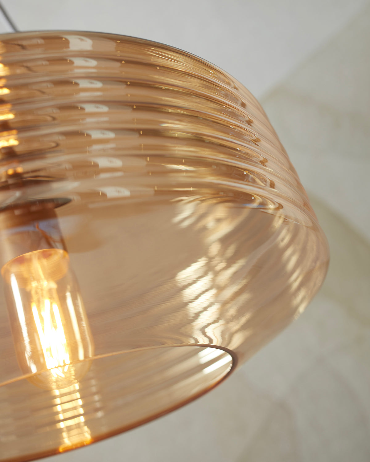 Lampada a sospensione in vetro rigato Verona
