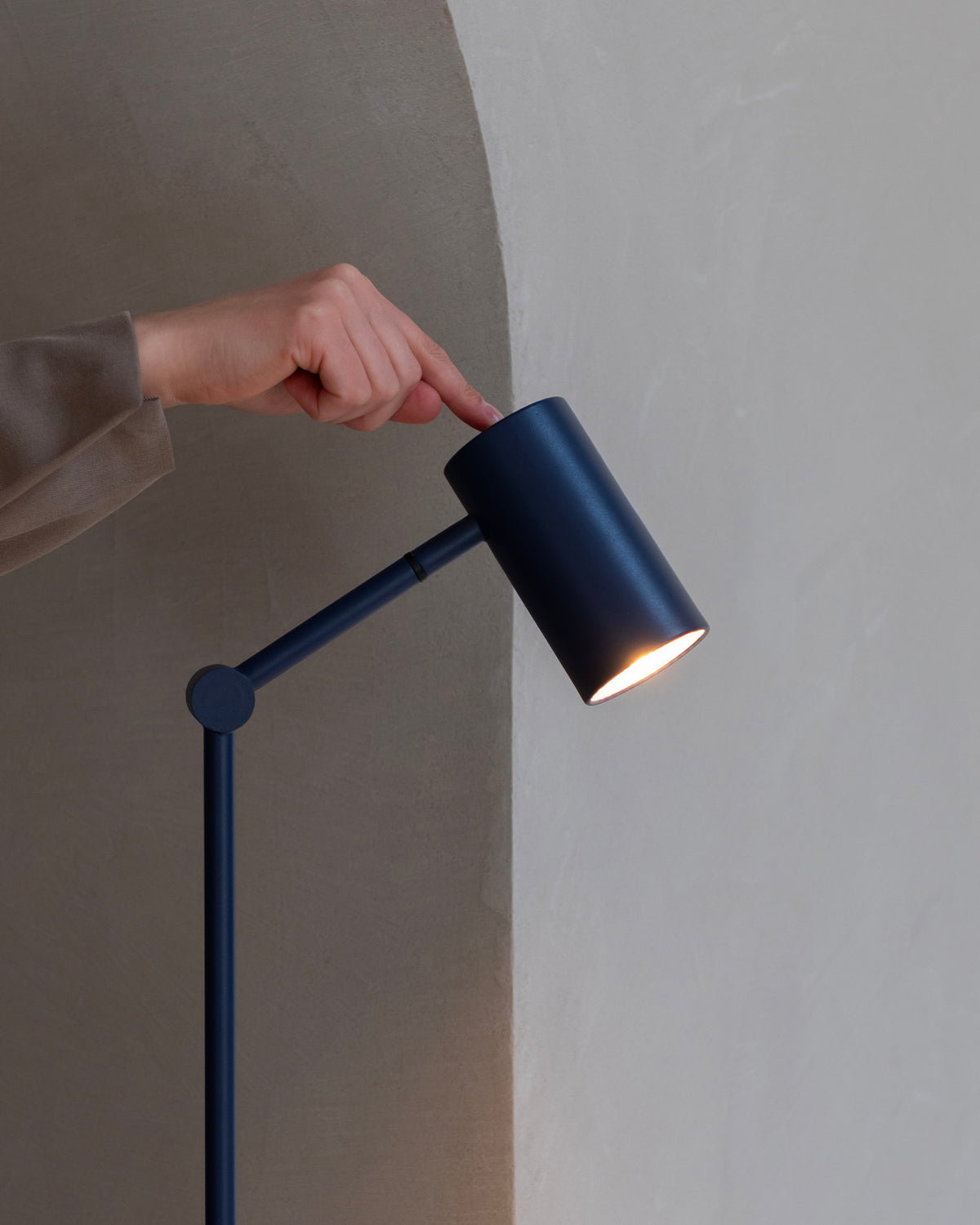 Lampada da terra in metallo Montreux