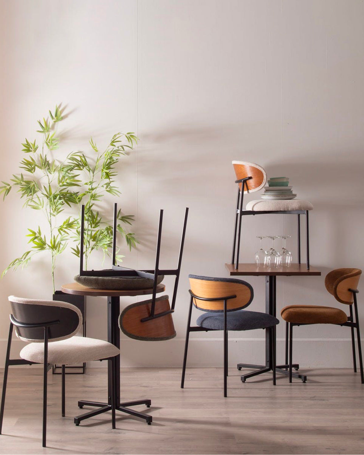 Set da 4 sedie da pranzo imbottite in tessuto Maelis
