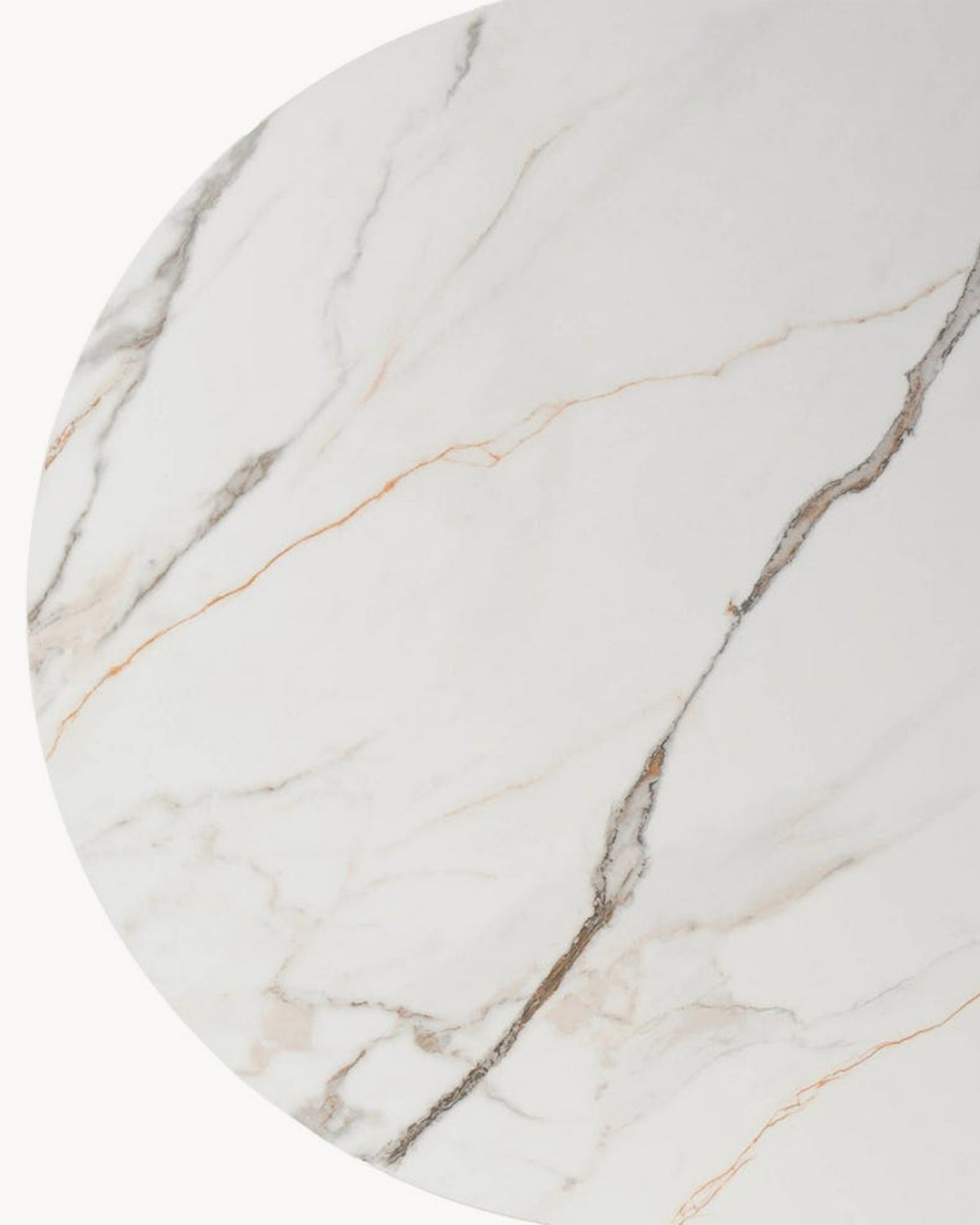 Tavolo da pranzo in ceramica effetto marmo Cora