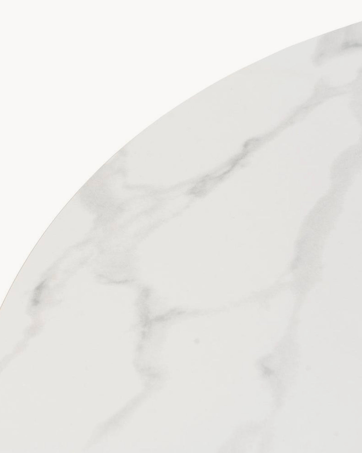 Tavolo da pranzo rotondo in ceramica effetto marmo Livia