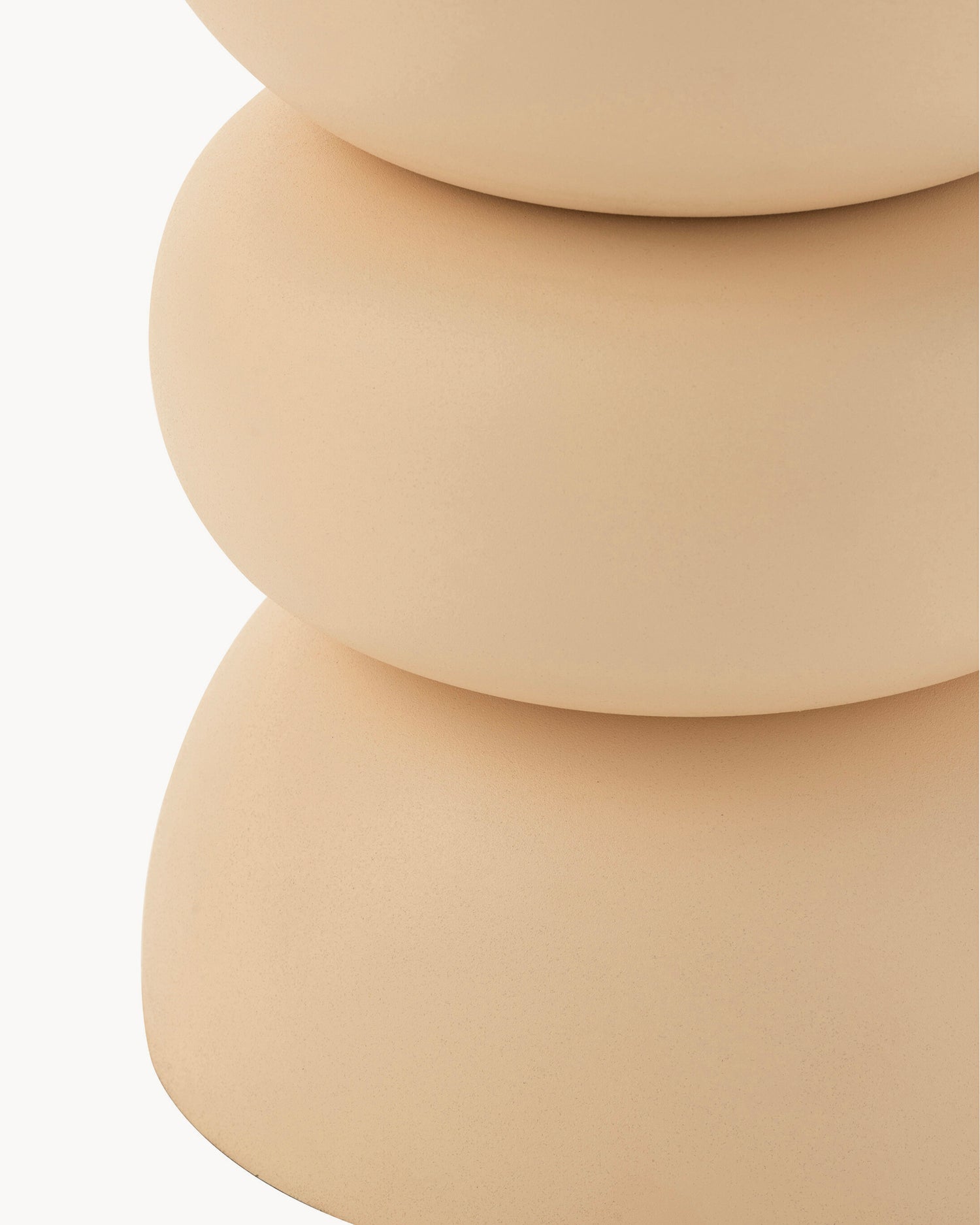 Tavolino in metallo Lise, beige