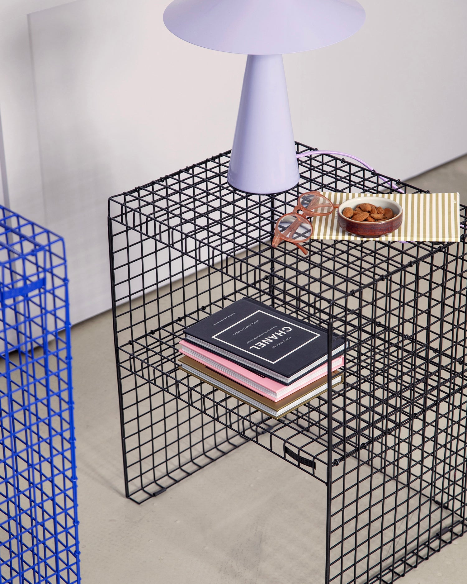 Tavolino in metallo Grid