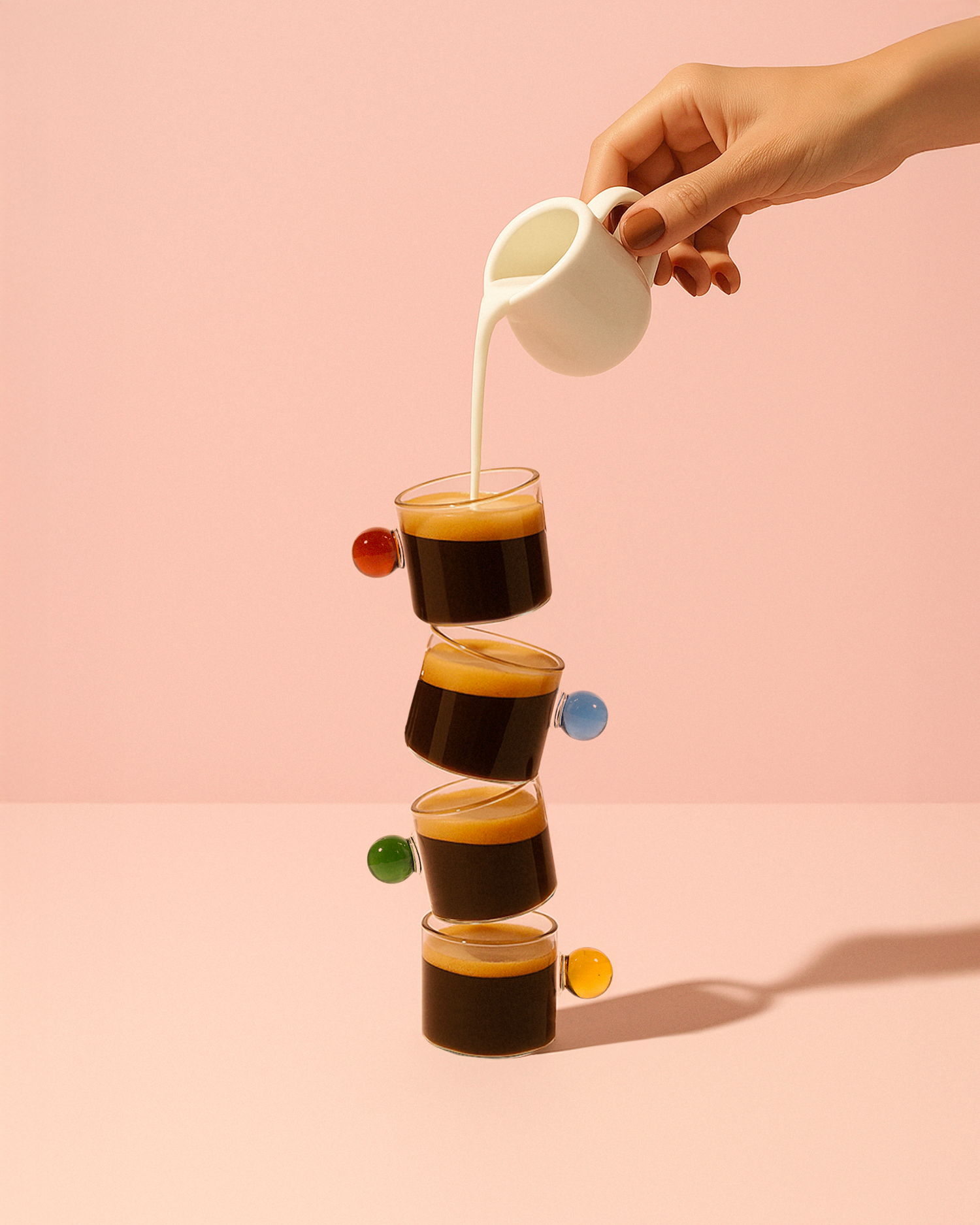 Set 6 tazzine da caffè in vetro con manico colorato Kalinda