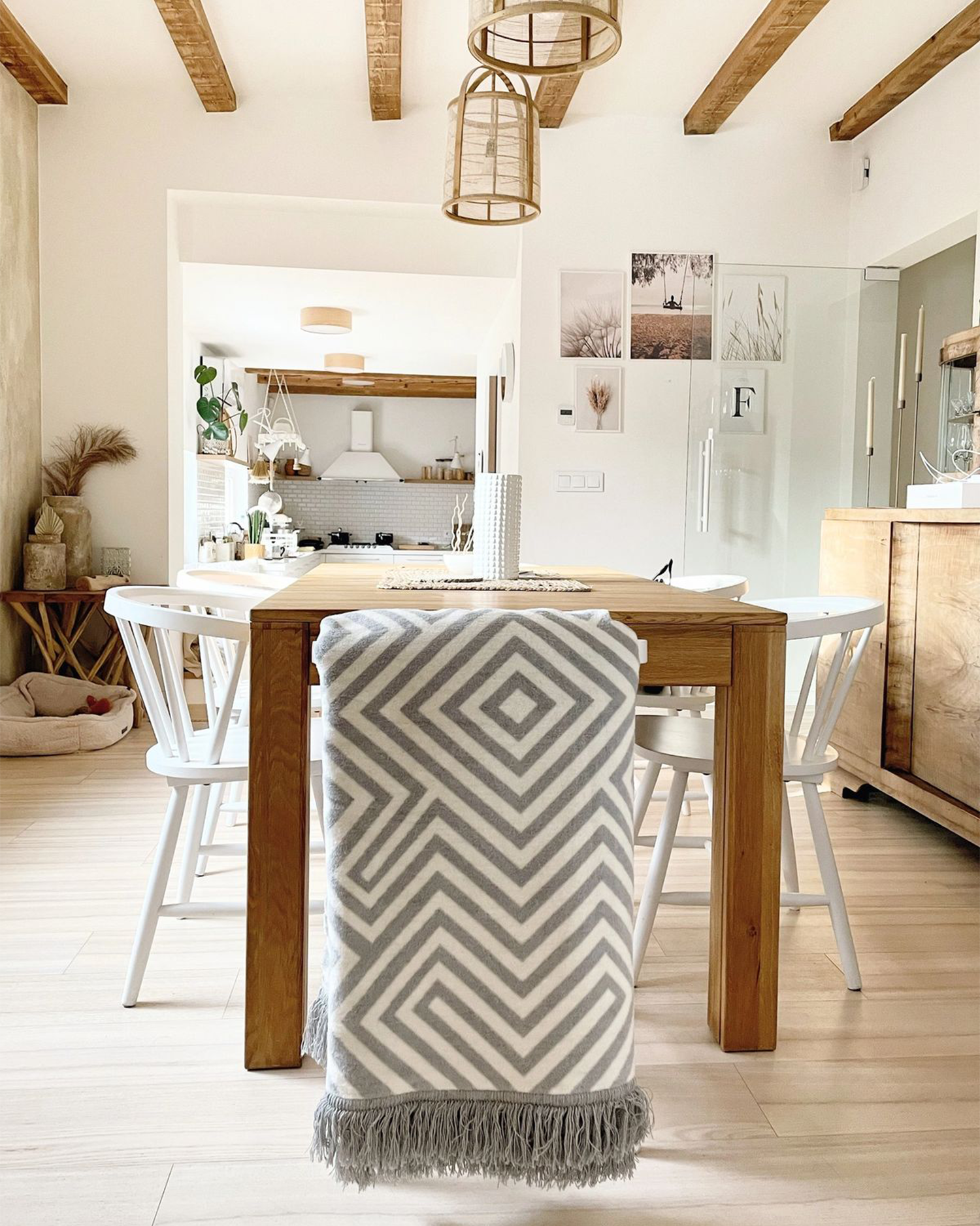 Coperta con frange Haakla