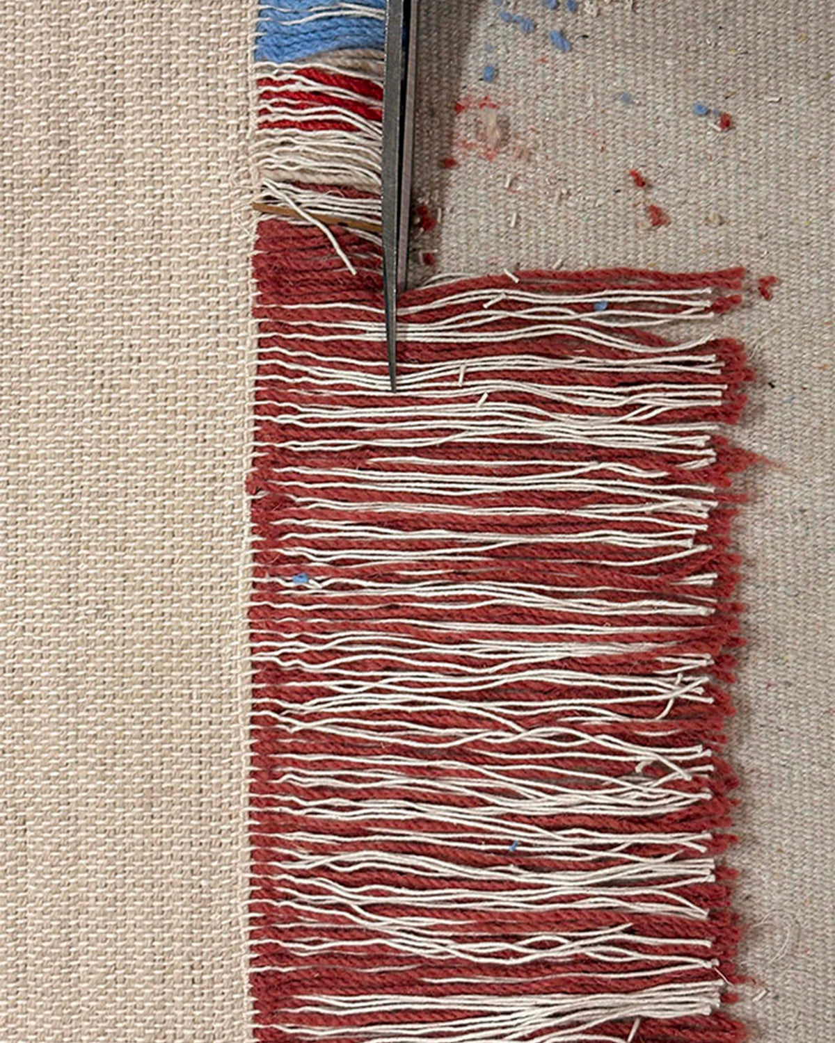 Tappeto in lana e cotone Handloom Columns