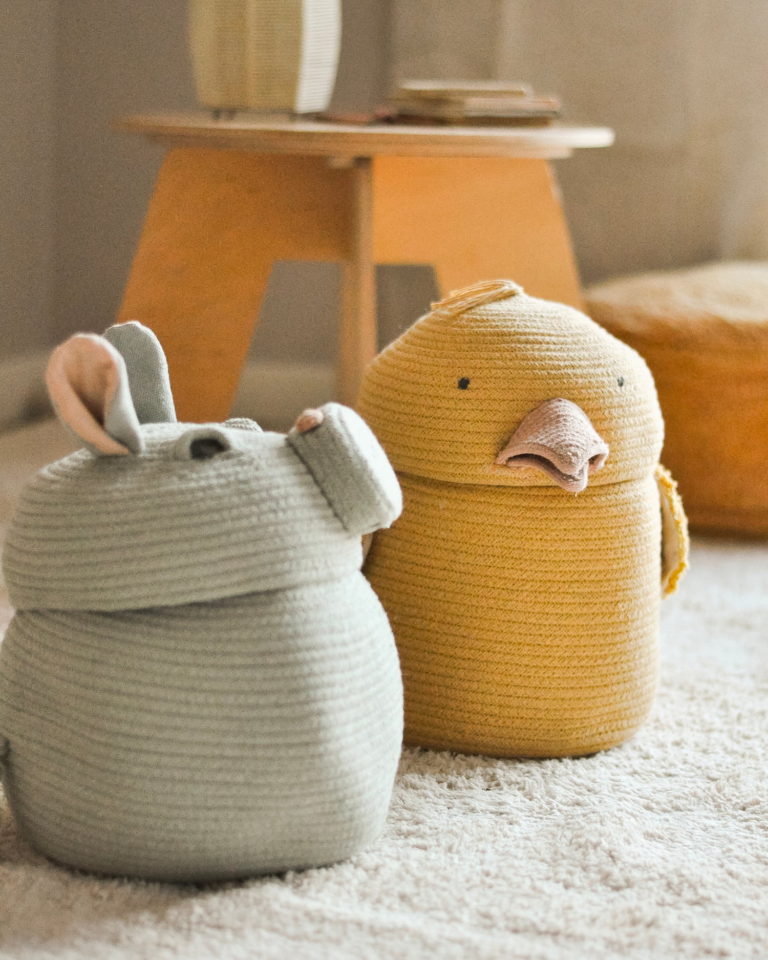 Cesto con coperchio realizzato a mano Charlie the Chicken