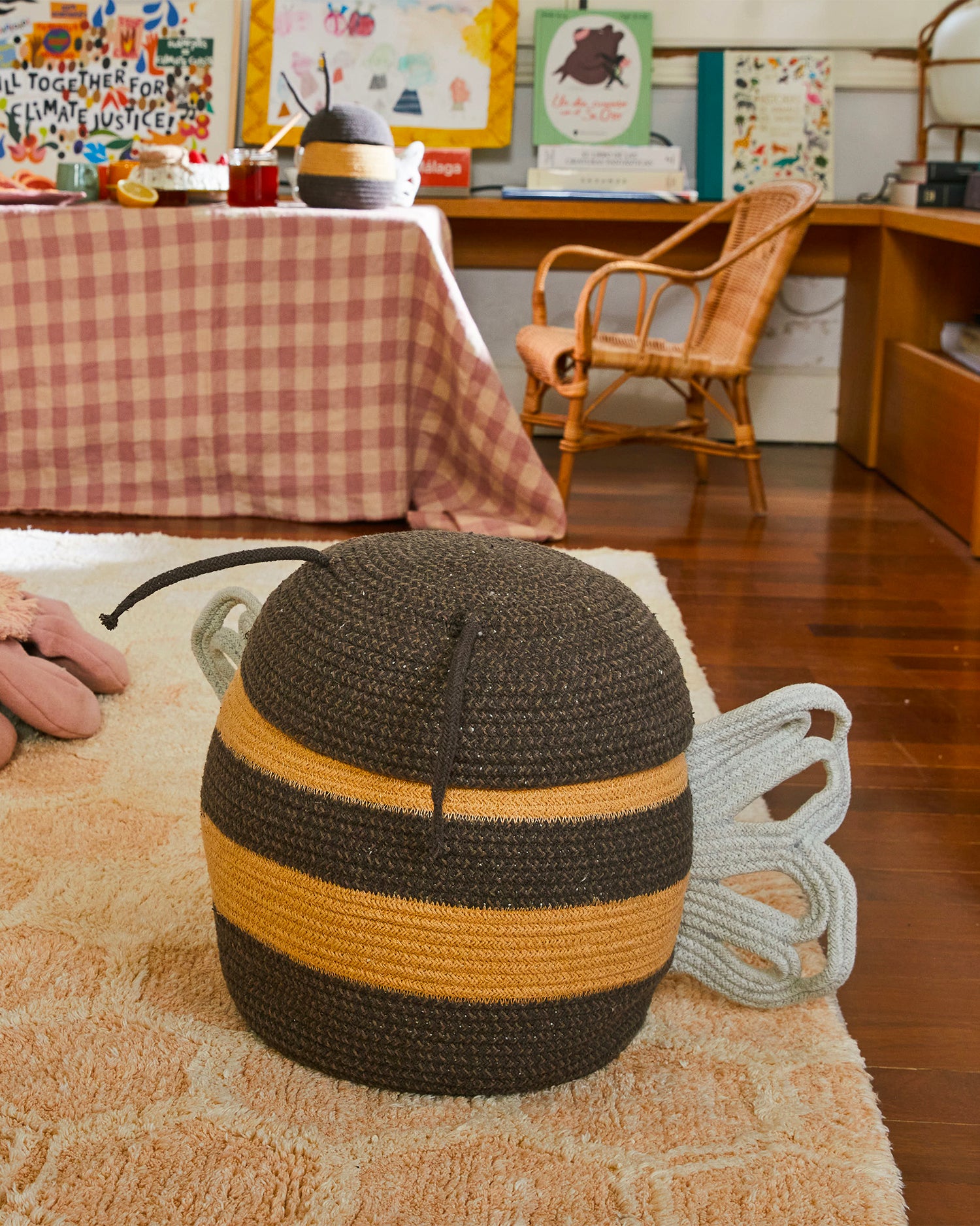 Cesto con coperchio realizzato a mano Mama Bee