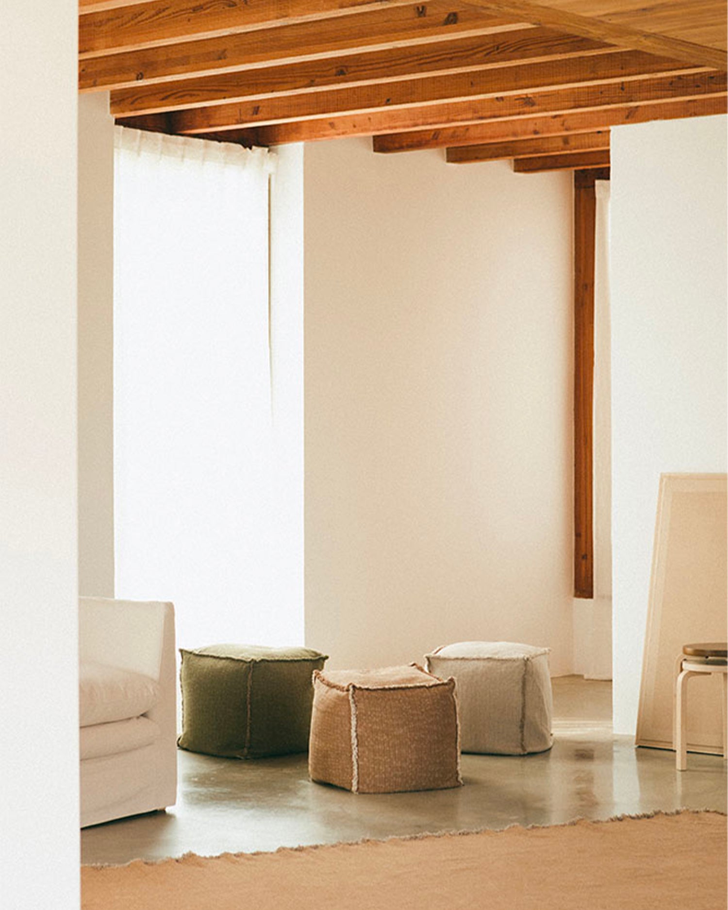 Pouf in cotone realizzato a mano Handloom