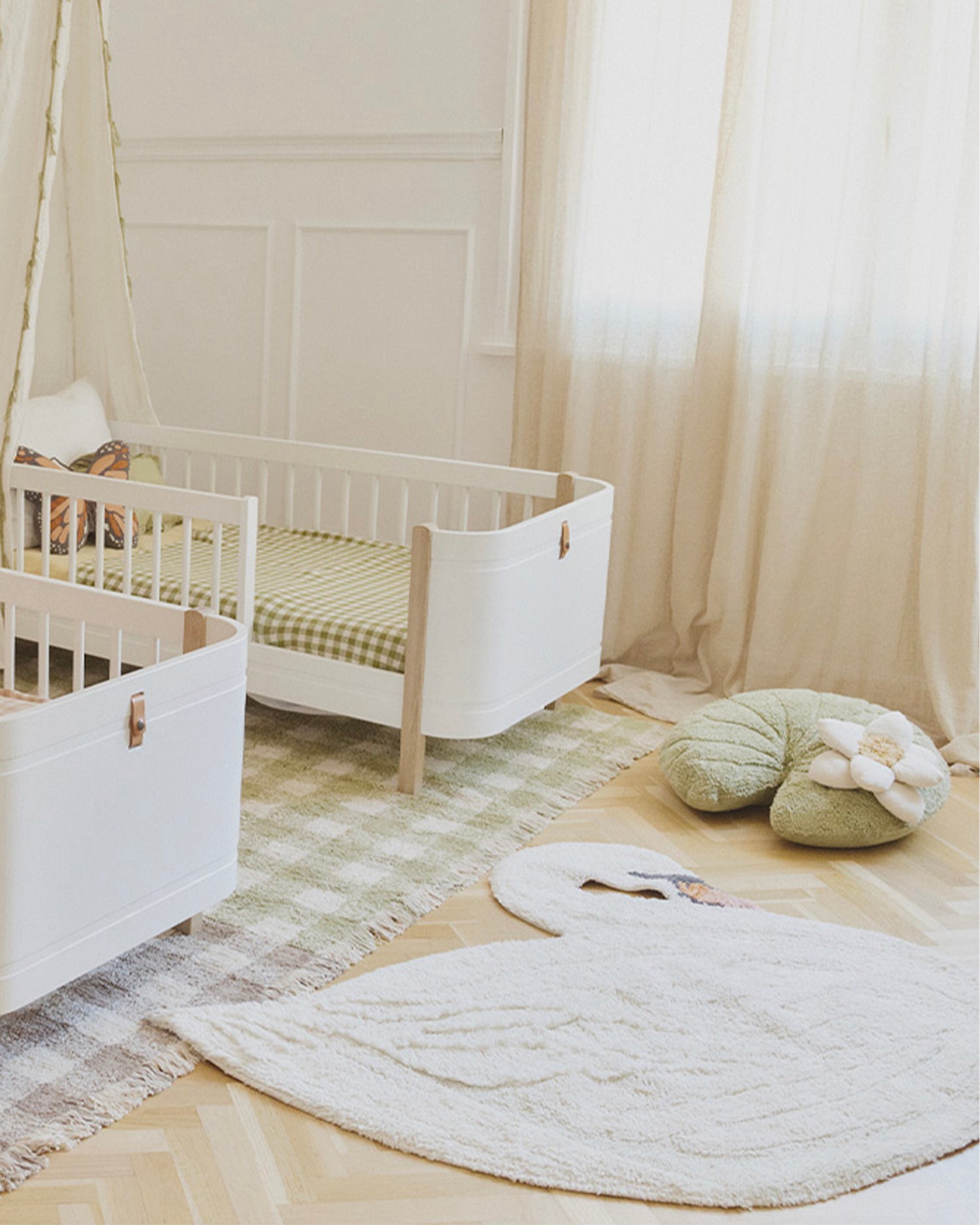 Tappeto lavabile in cotone realizzato a mano Swan