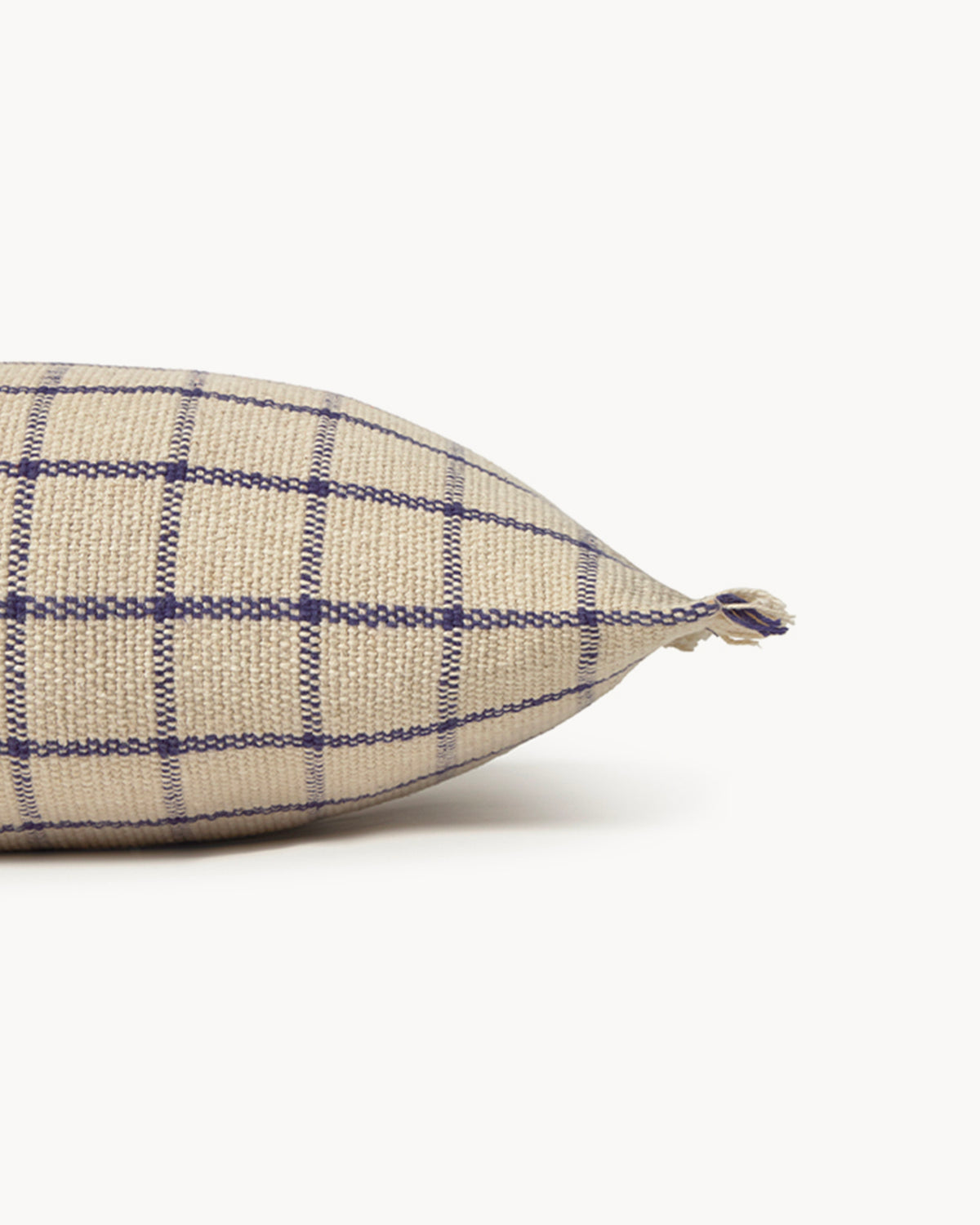 Cuscino intrecciato a mano Geo Block