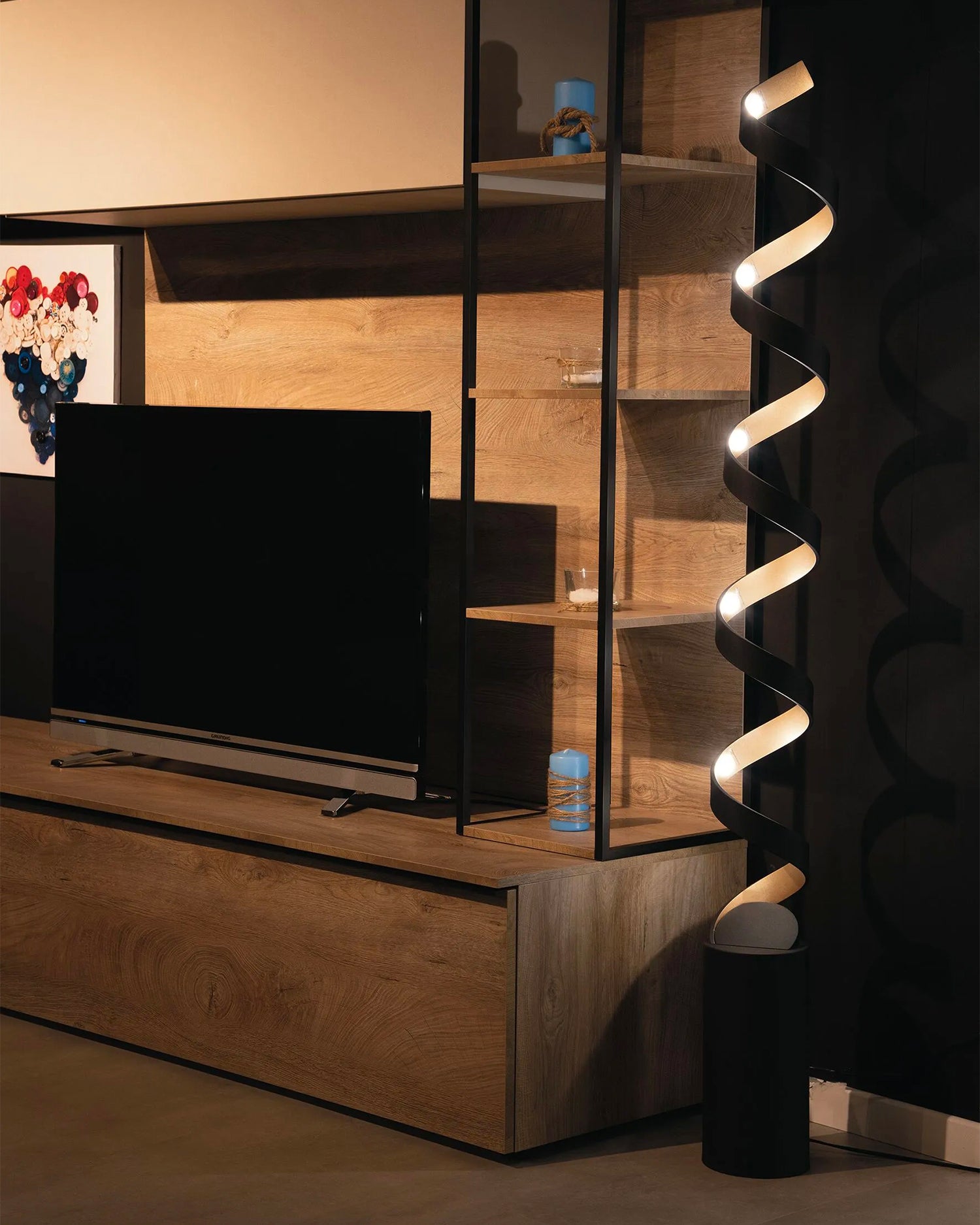 Lampada da terra LED in alluminio Helix