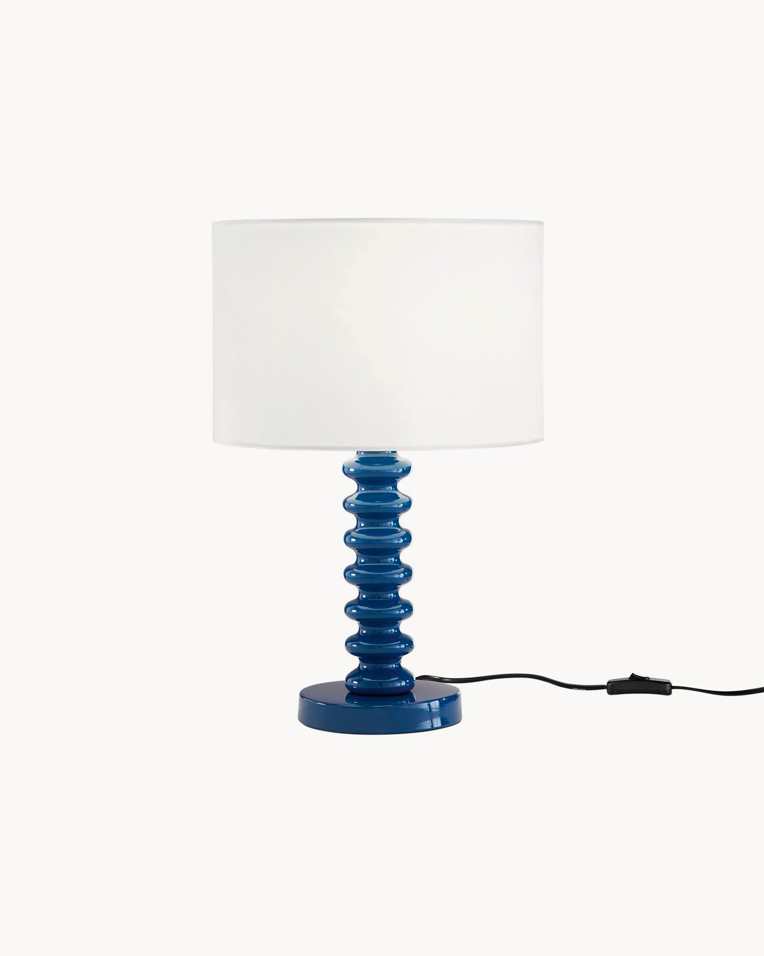 Lampada da tavolo in in velluto con base in metallo Sultan