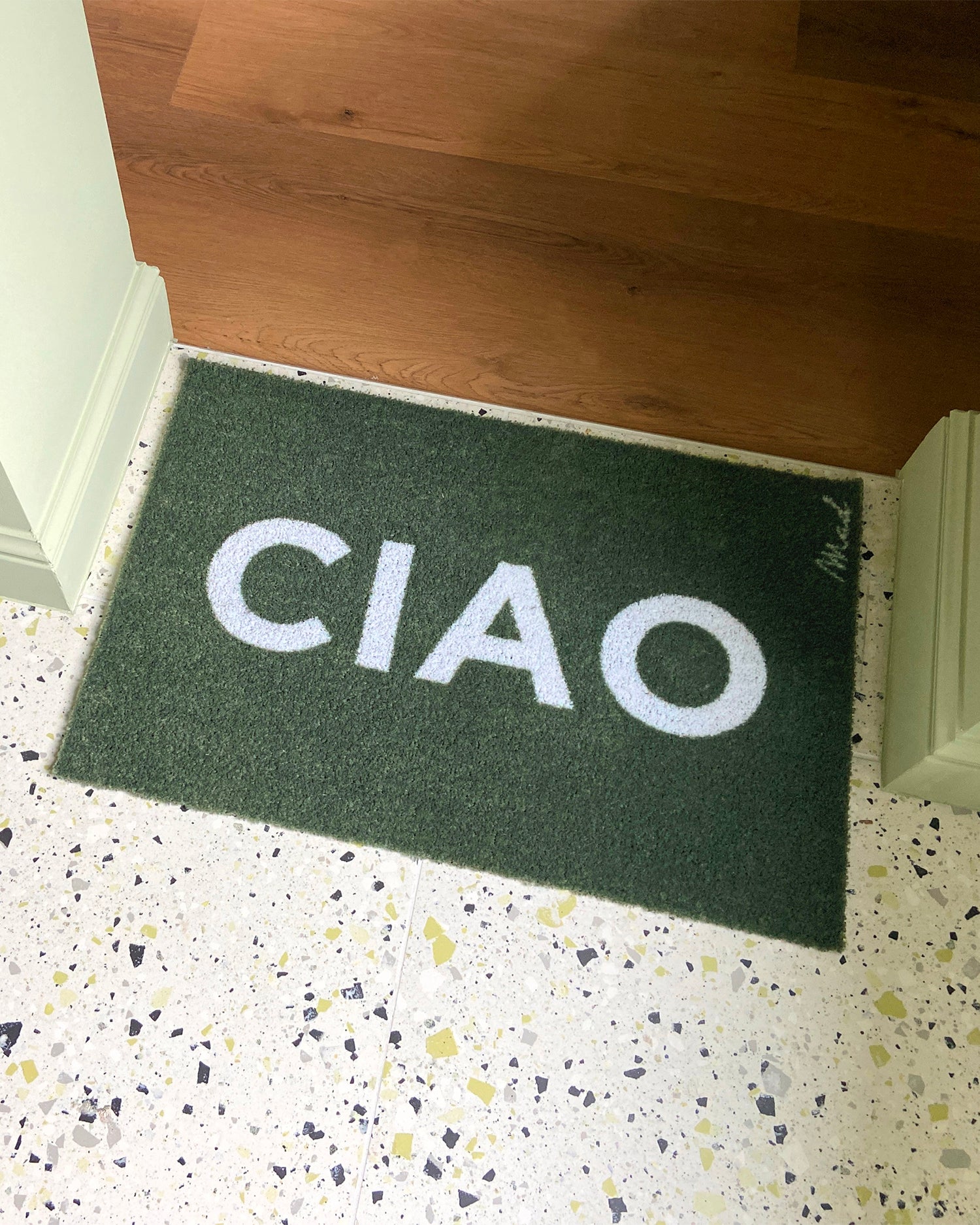 Zerbino lavabile con scritta "Ciao" Uma