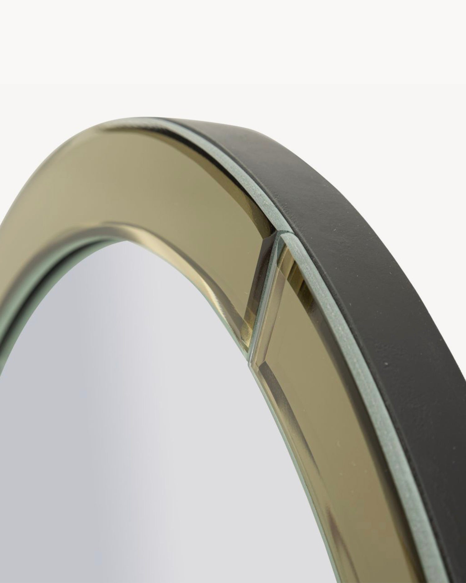 Specchio con cornice in vetro Baku