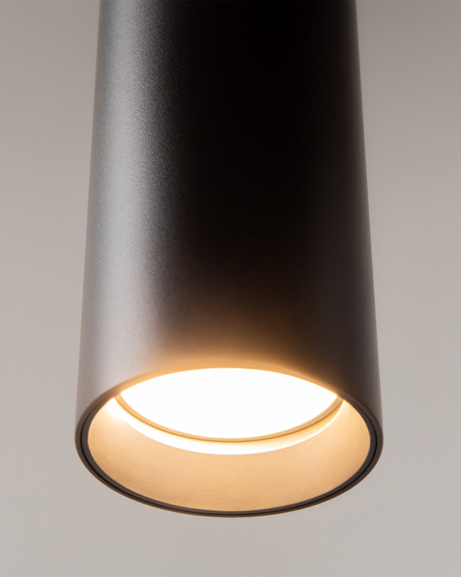 Lampada a sospensione in alluminio Pro Focus